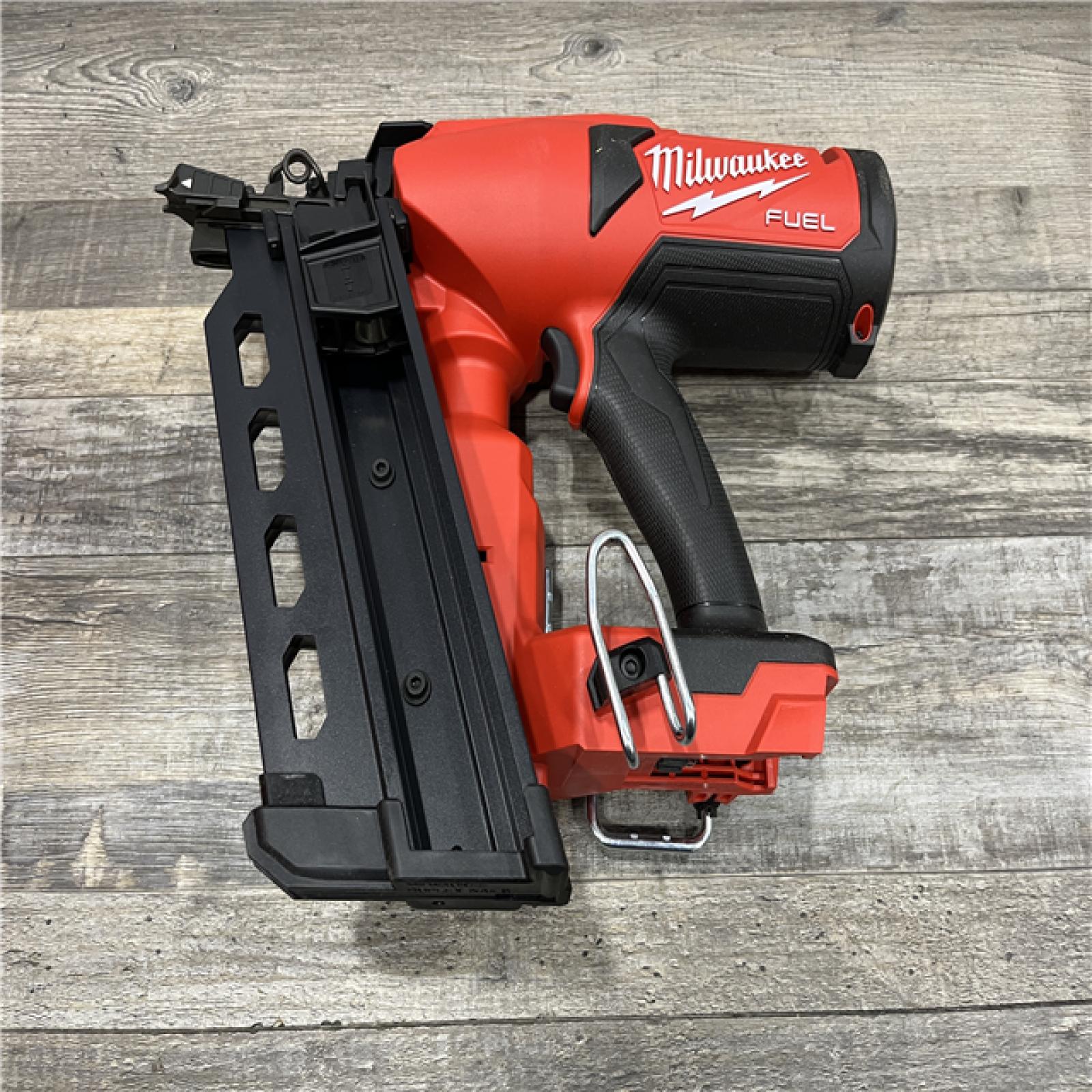 AS-IS Milwaukee FUEL 18-Volt Brushless Lithium-Ion Cordless 21-Degree Duplex Nailer (Tool Only)