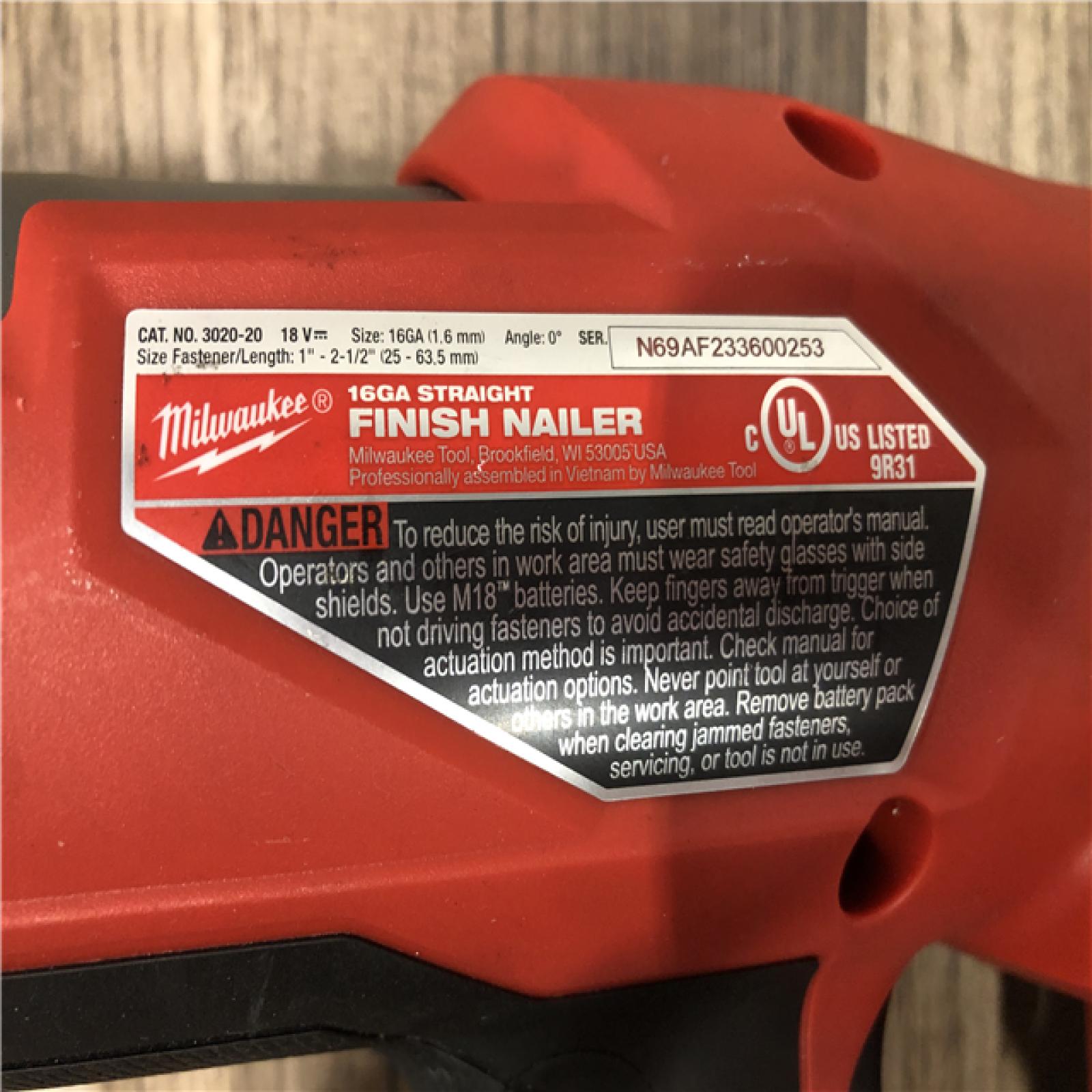 AS-IS Milwaukee FUEL 18-Volt Lithium-Ion Brushless Cordless Gen ll 16-Gauge Straight Finish Nailer (Tool Only)