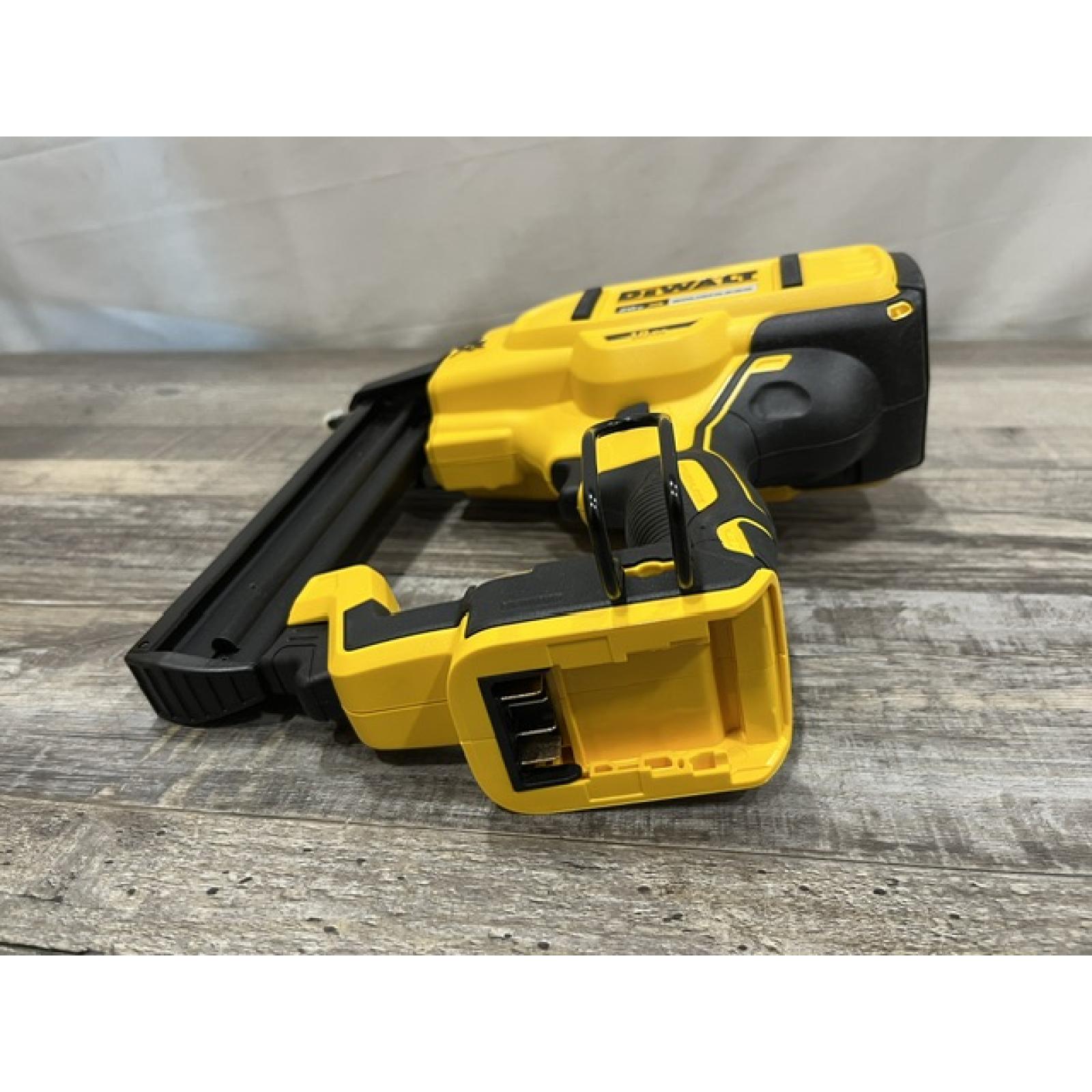 AS-IS DEWALT Cordless 18-Gauge Narrow Crown Stapler (Tool Only)