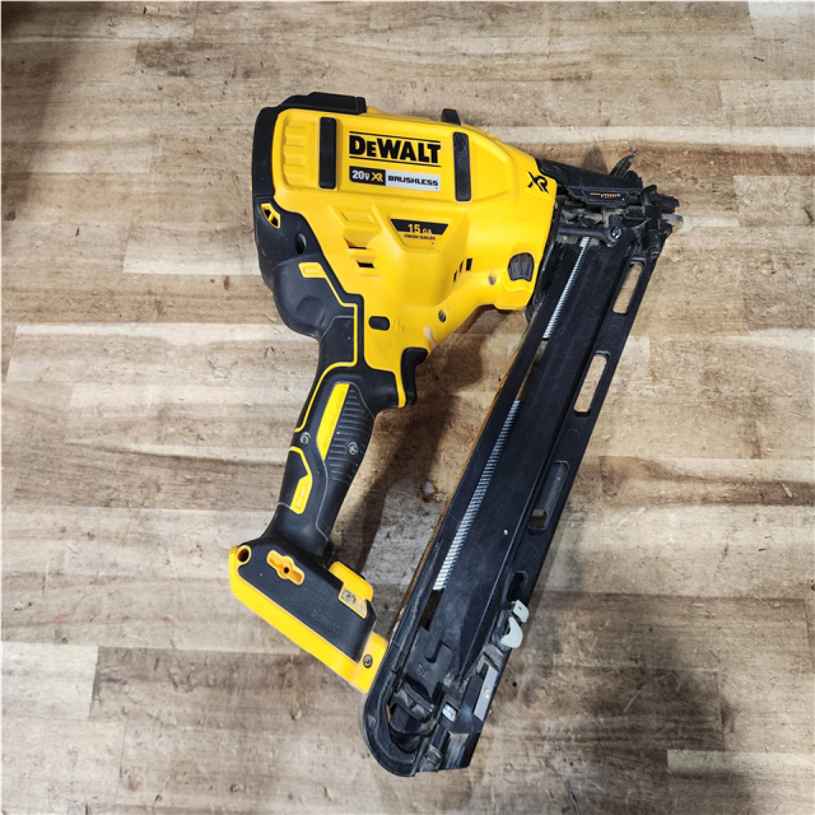 Houston Location AS-IS DEWALT 20V 30 Degree Cordless Framing Nailer (Tool-Only)