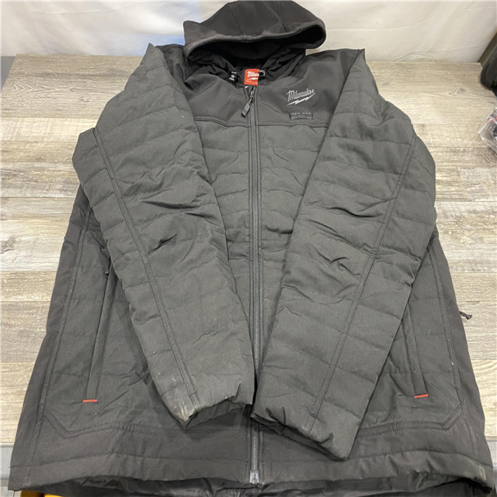AS-IS Milwaukee Men's 2 X-Large 12V Lithium-Ion Cordless Axis Black Heated Quilted Hooded Jacket Kit