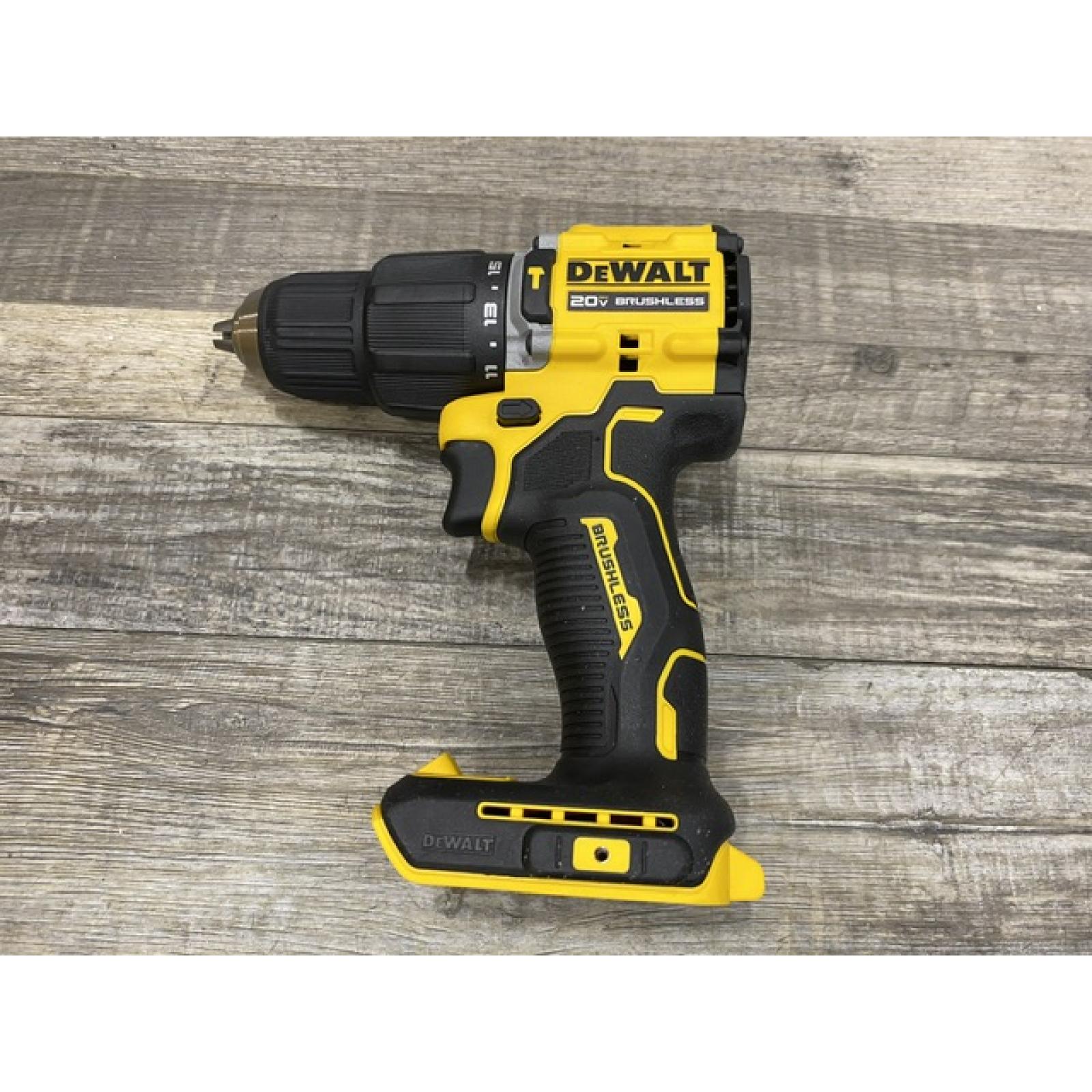 AS-IS DEWALT ATOMIC 20V Cordless 1/2 in. Compact Hammer Drill Kit