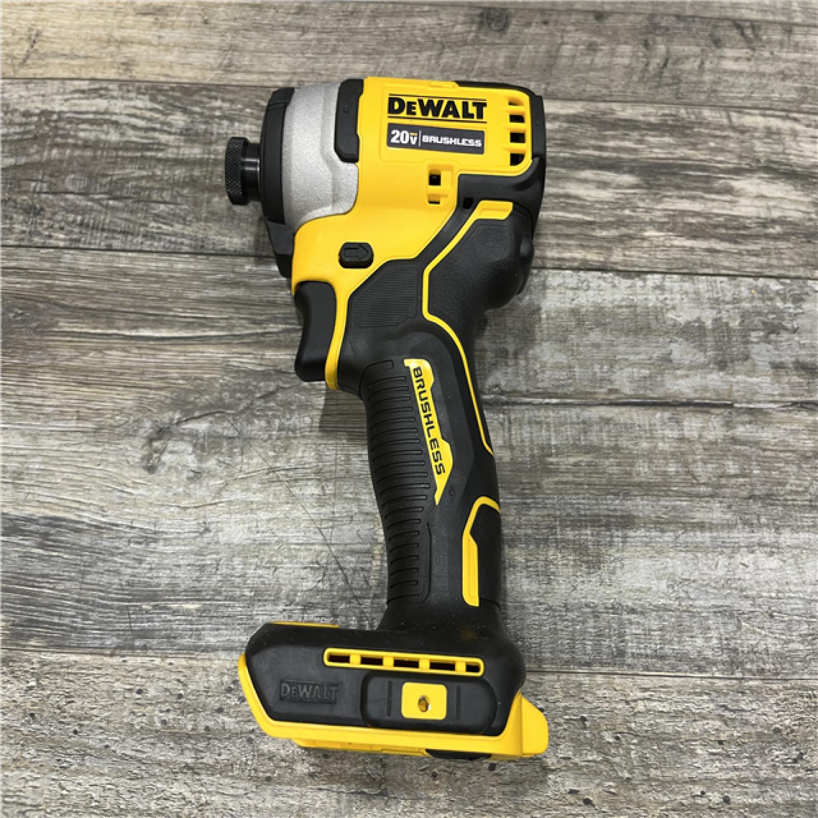 AS-IS DEWALT Atomic 20V Max Lithium-Ion Brushless Cordless Compact 1/4 in. Impact Driver Kit