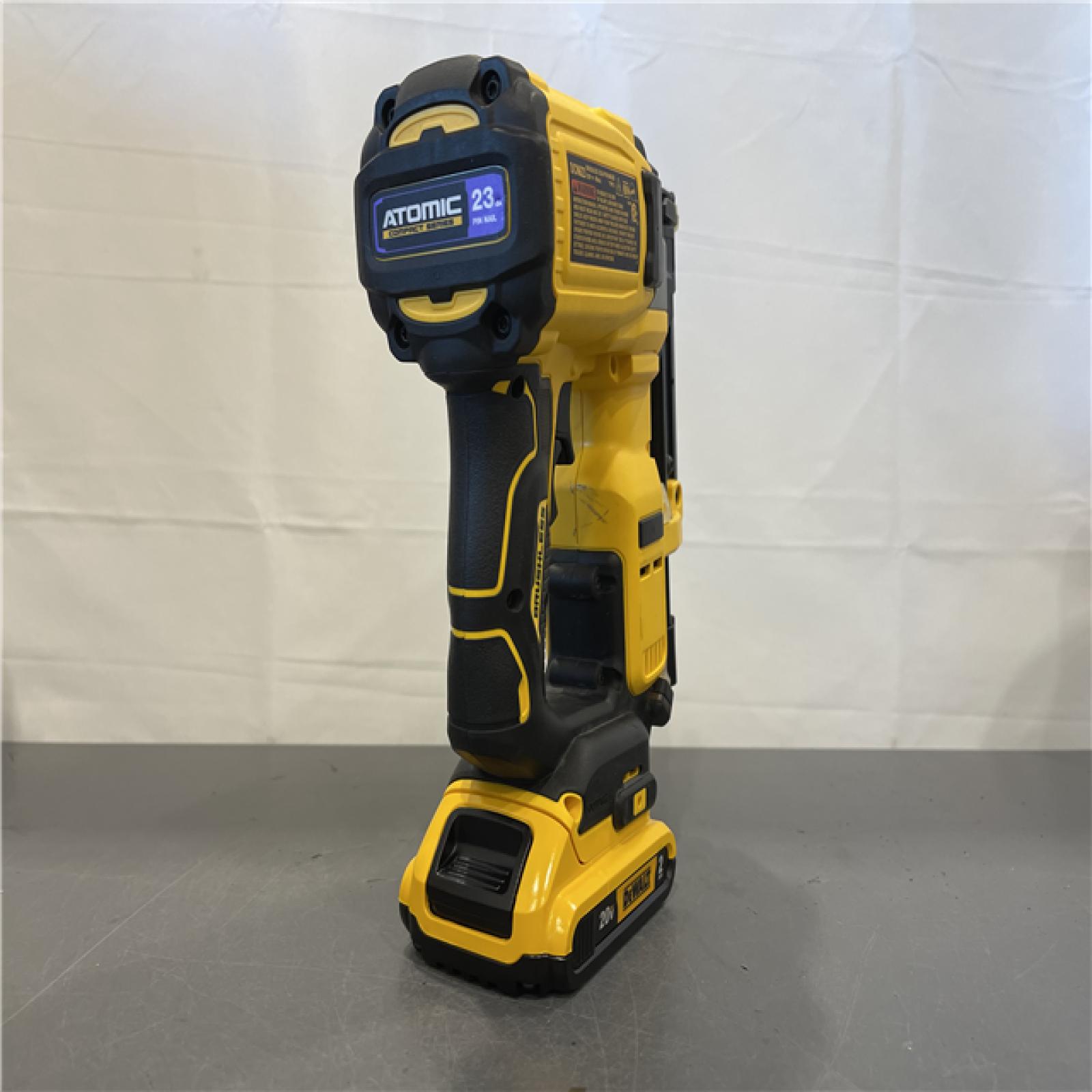 AS-IS - DeWalt ATOMIC 20V MAX Lithium Ion Cordless 23 Gauge Pin Nailer Kit