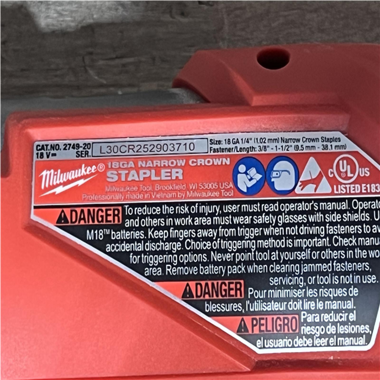 Houston Location AS-IS Milwaukee FUEL 18-Volt Lithium-Ion Brushless Cordless 18-Gauge 1/4 in. Narrow Crown Stapler (Tool-Only)