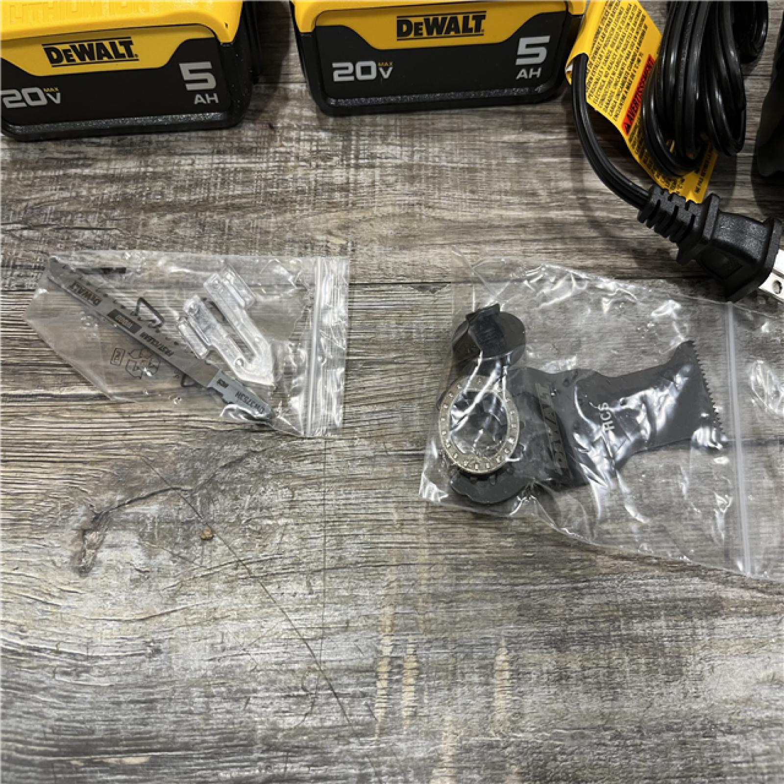 AS-IS DEWALT 20V Lithium-Ion 2-Tool Cordless Combo Kit