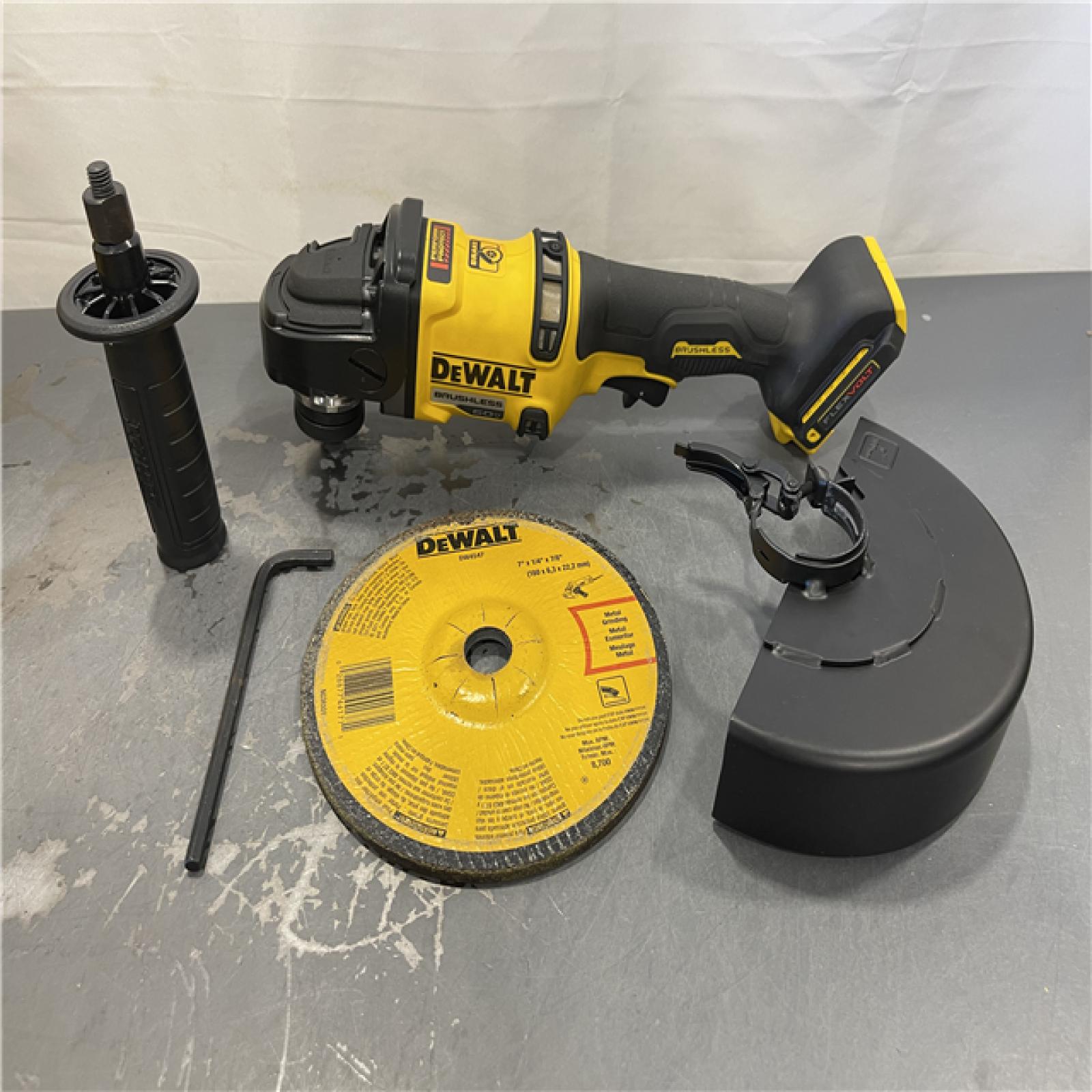 AS-IS - DeWalt FLEXVOLT 60V Cordless 7 in. Angle Grinder