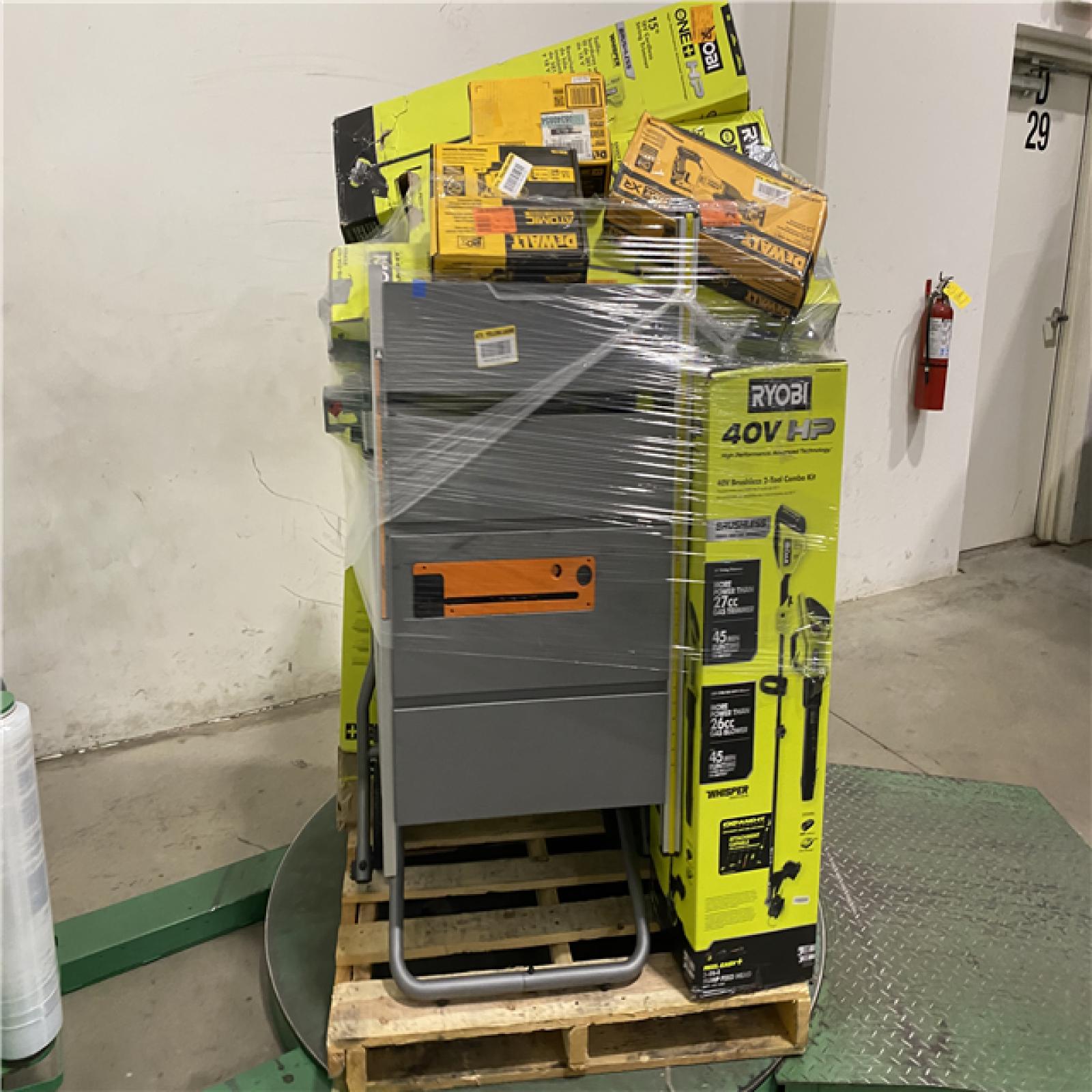 Dallas Location - As-Is Tool Pallet