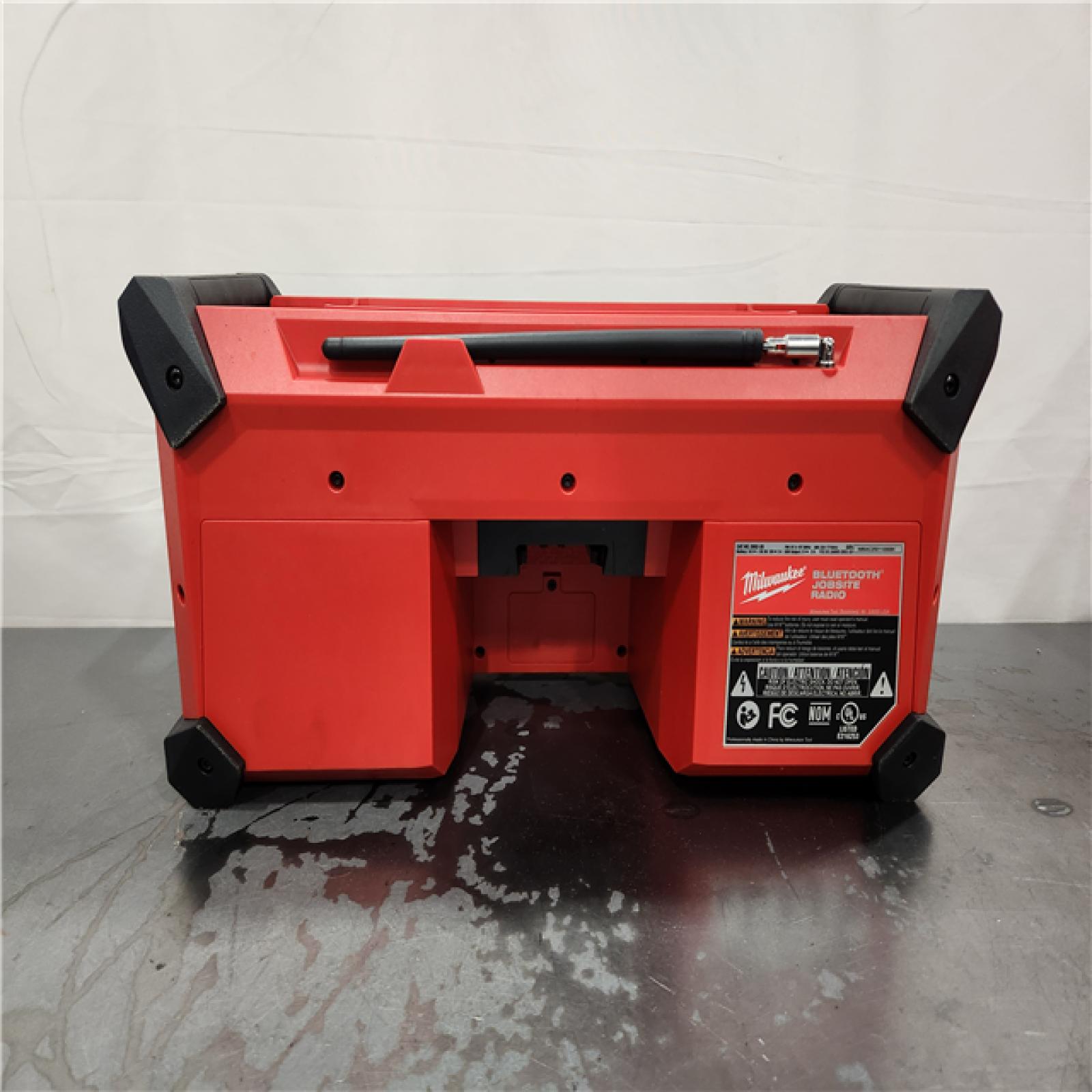 AS-IS- Milwaukee 2952-20 M18 18V Bluetooth Jobsite Radio