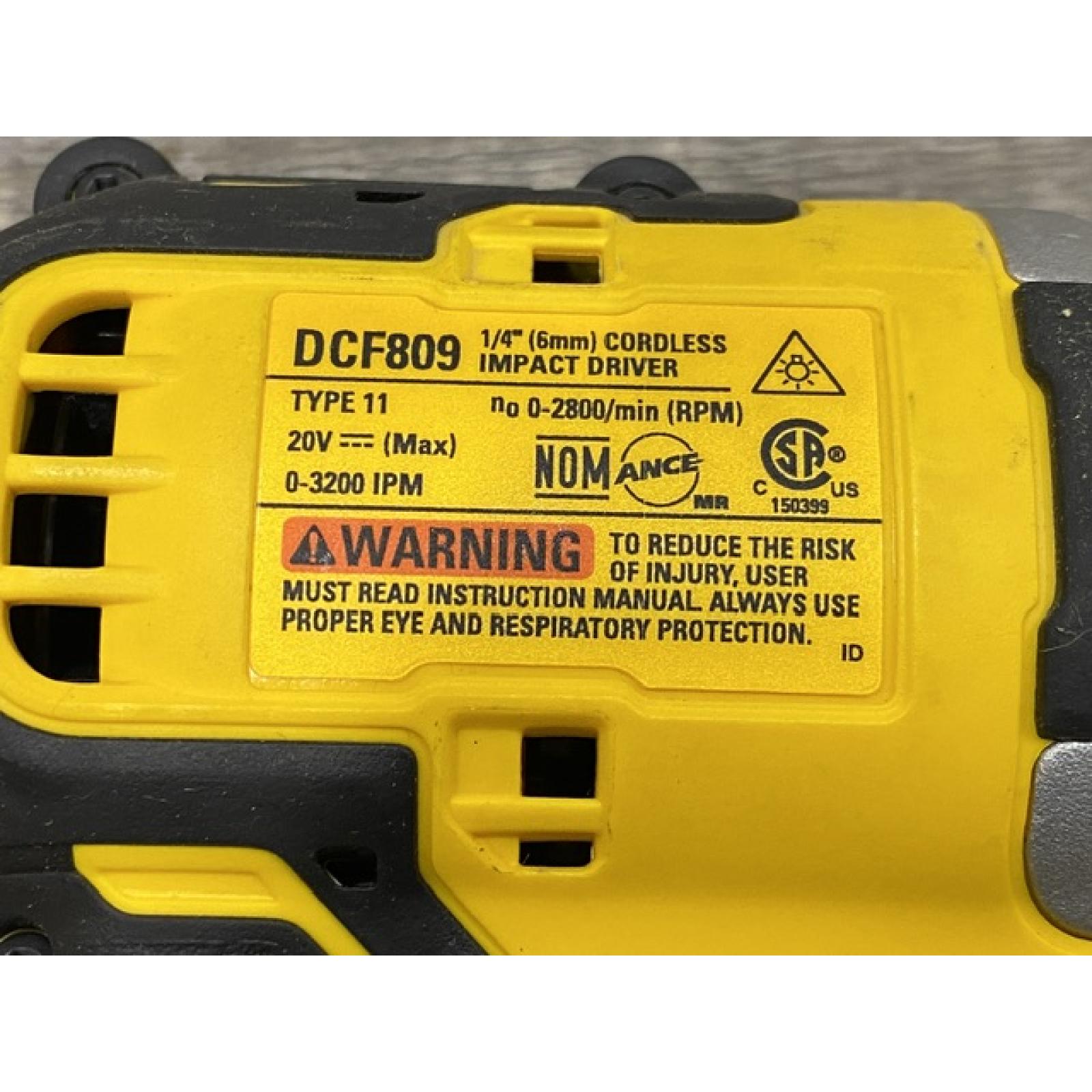 AS-IS DEWALT Atomic 20V Max Lithium-Ion Brushless Cordless Compact 1/4 in. Impact Driver Kit