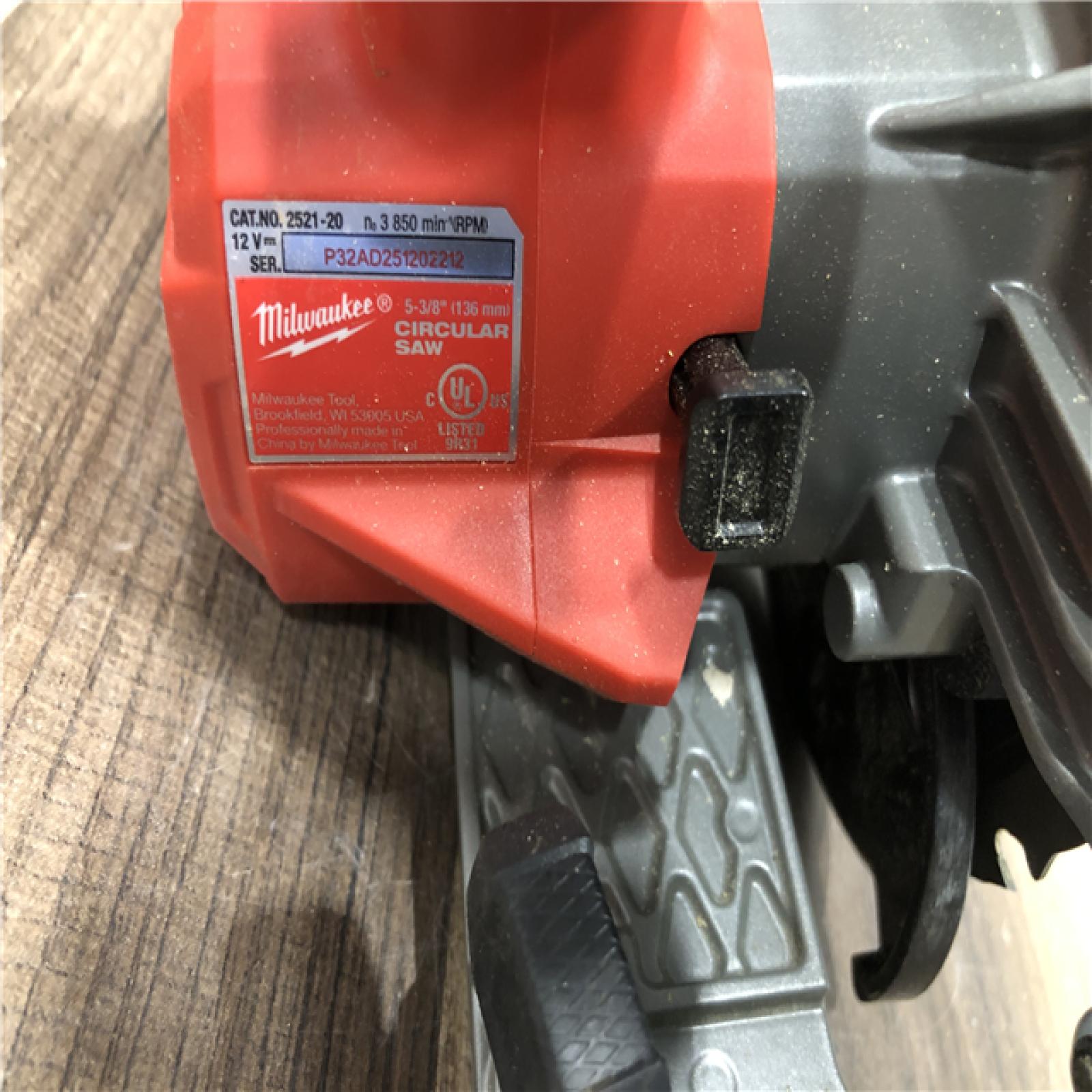 AS-IS Milwaukee  FUEL GEN-2 18V Lithium-Ion Mid Torque Brushless Cordless 3/8 in. Impact Wrench with Friction Ring (Tool-Only)