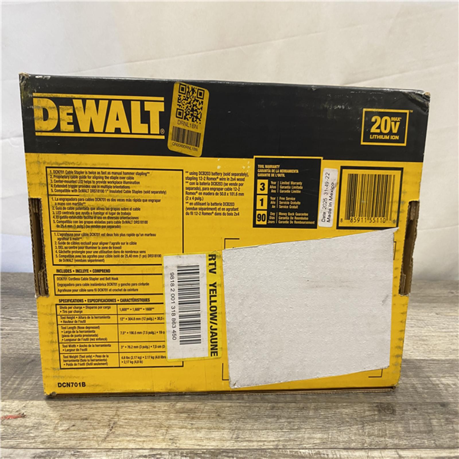 NEW - DEWALT 20V MAX Lithium-Ion Cordless Cable Stapler (Tool Only)