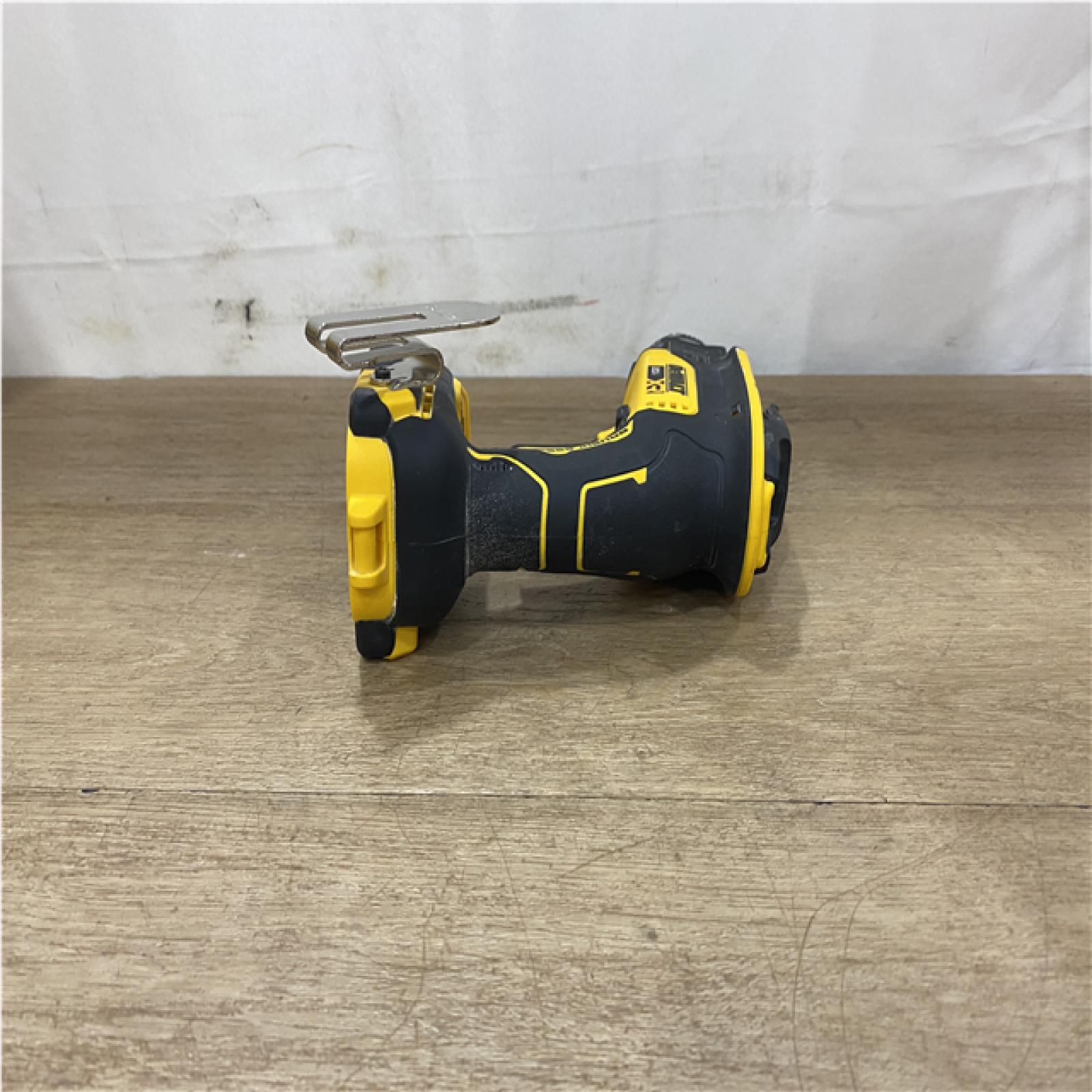 AS-IS DEWALT XR 20V MAX Lithium-Ion Cordless Brushless Screw Gun (Tool Only)