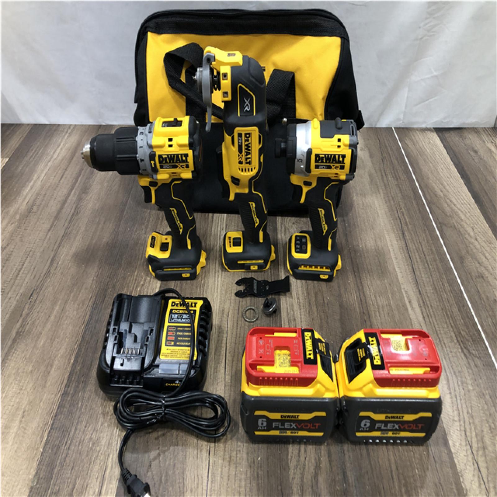 AS-IS DEWALT 20V MAX Lithium-Ion Cordless 3-Tool Combo Kit