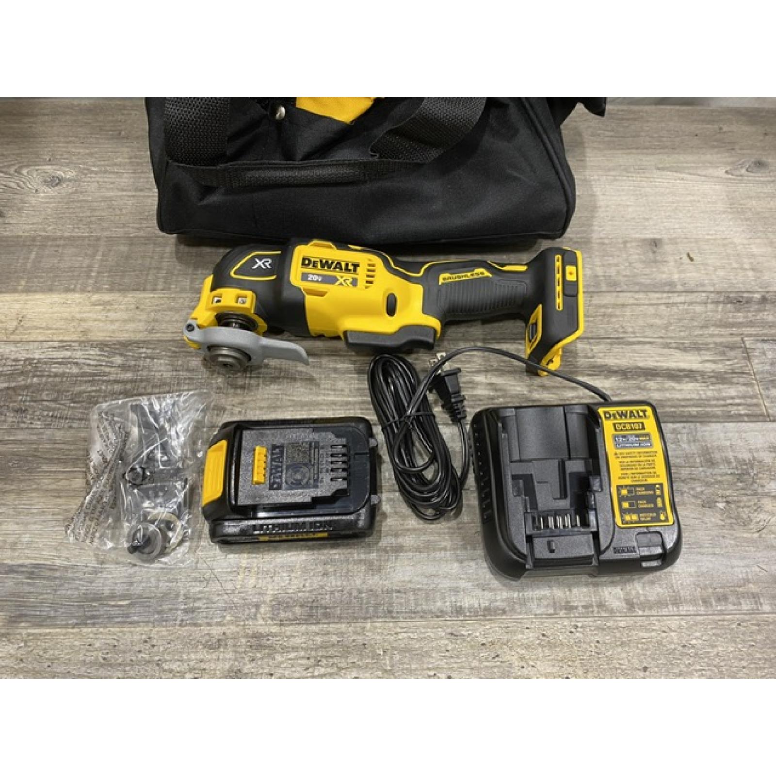 AS-IS DEWALT 20V MAX XR Cordless Brushless 3-Speed Oscillating Multi Tool Kit
