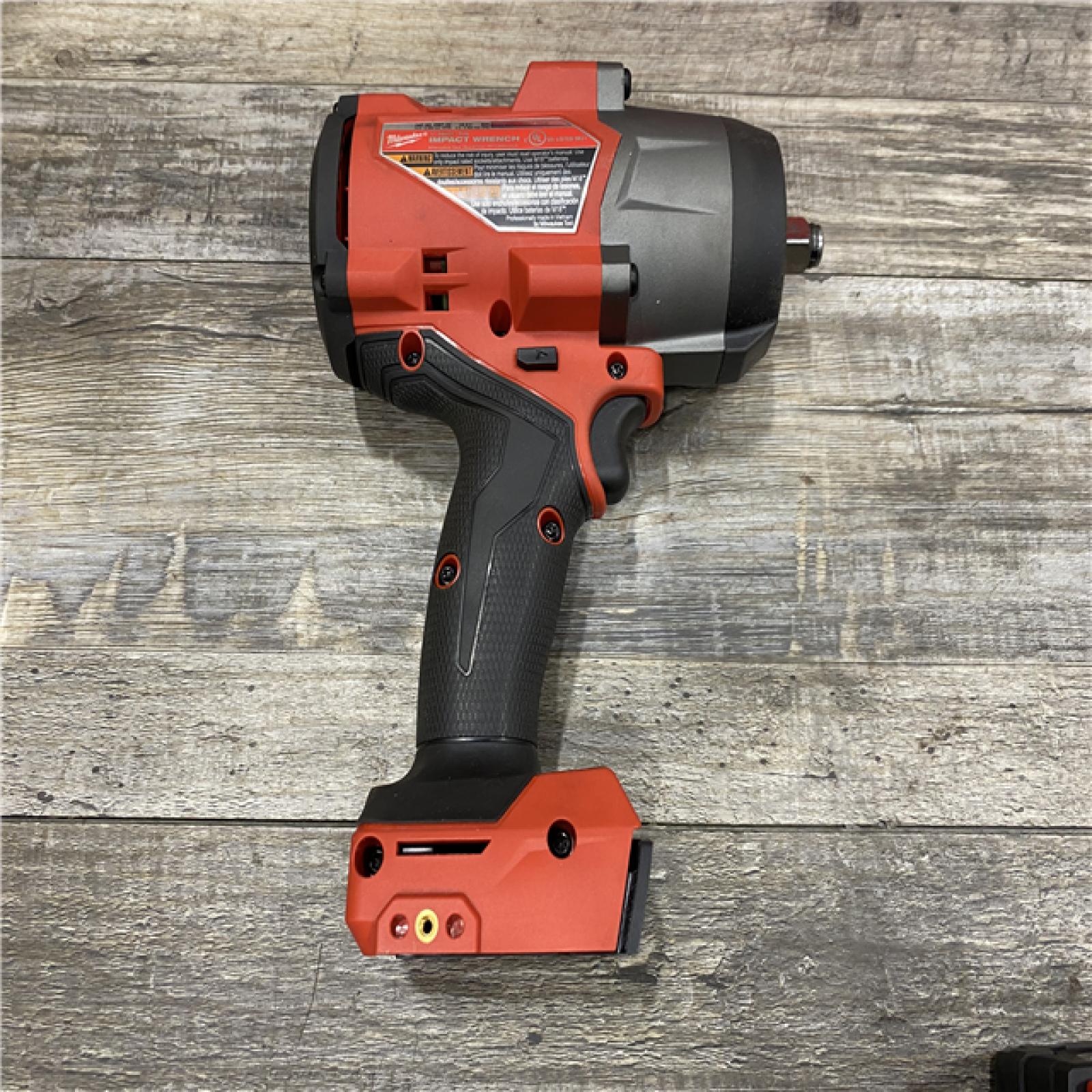 AS-IS Milwaukee FUEL 18V Lithium-Ion Brushless Cordless 1/2 in. Impact Wrench w/Friction Ring Kit