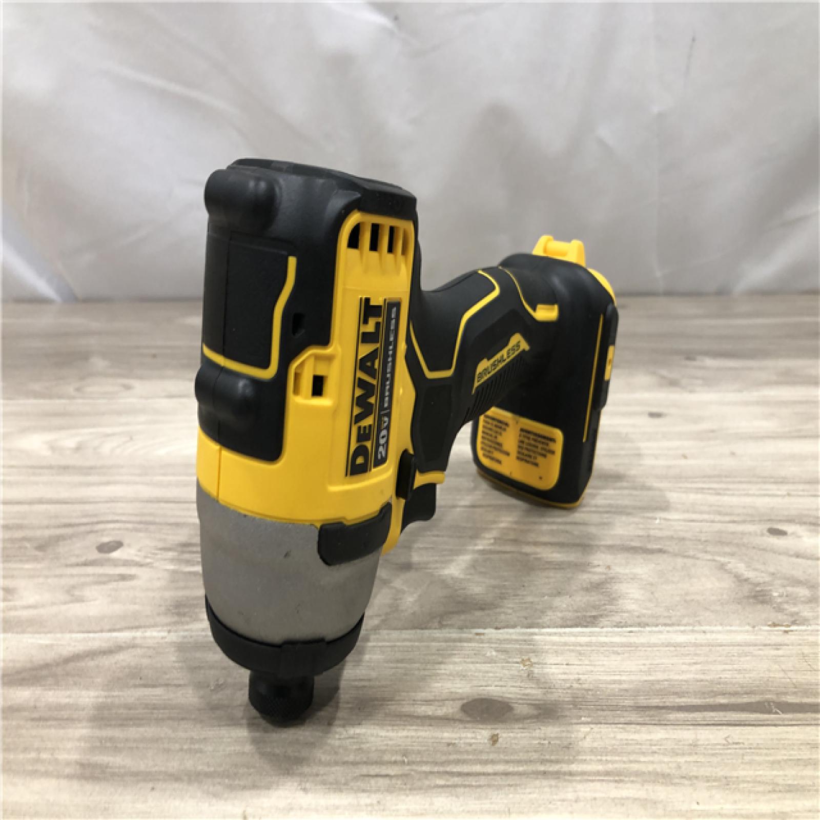 AS-IS DEWALT Atomic 20V Max Lithium-Ion Cordless Compact 1/4 in. Impact Driver Kit