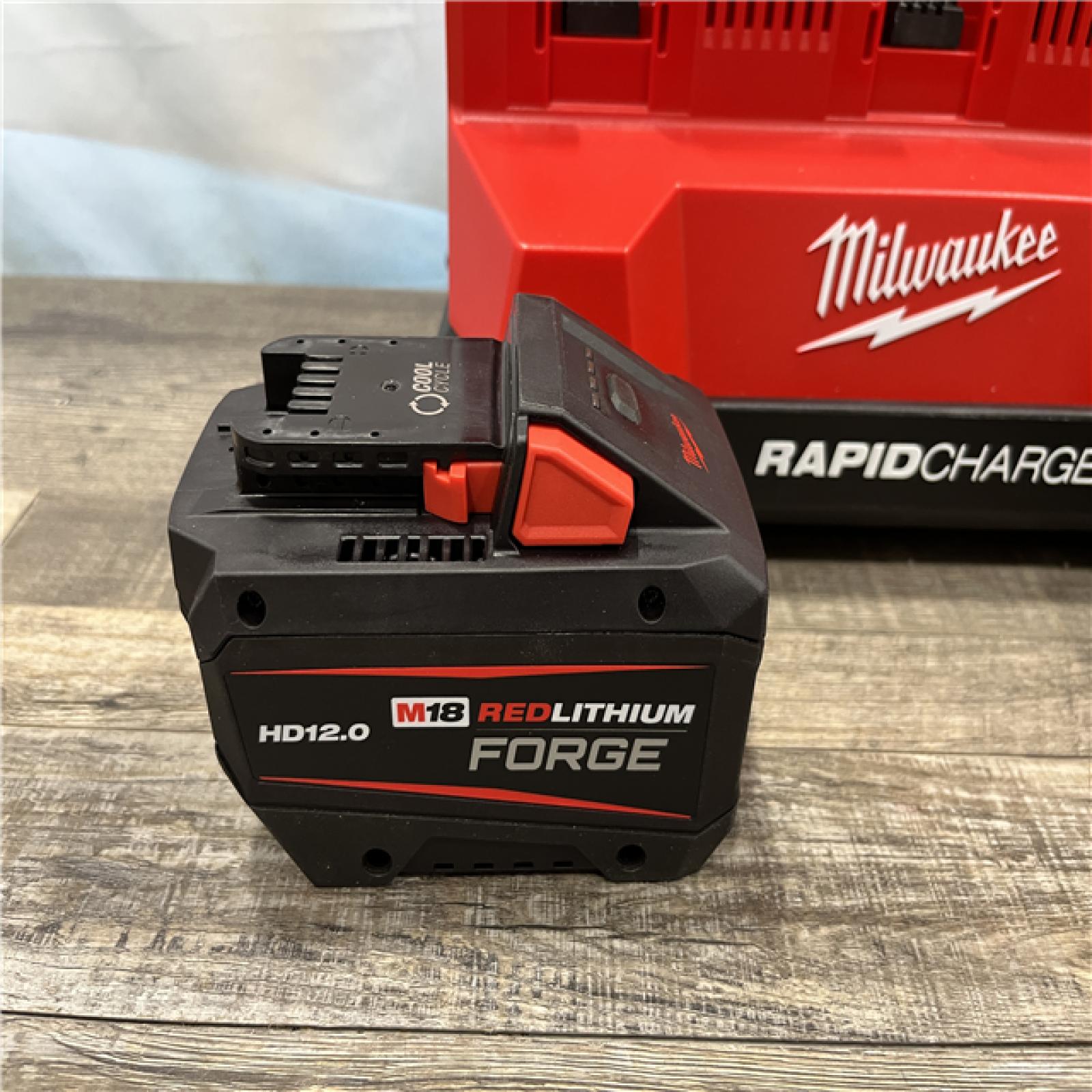 AS-IS Milwaukee 18V Lithium-Ion REDLITHIUM FORGE Starter Kit with (2) 12.0 Ah Battery Pack and PACKOUT 6-Port Rapid Charger