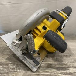 AS-IS DEWALT 20-Volt MAX 7-1/4 in. Cordless Circular Saw (Tool Only)