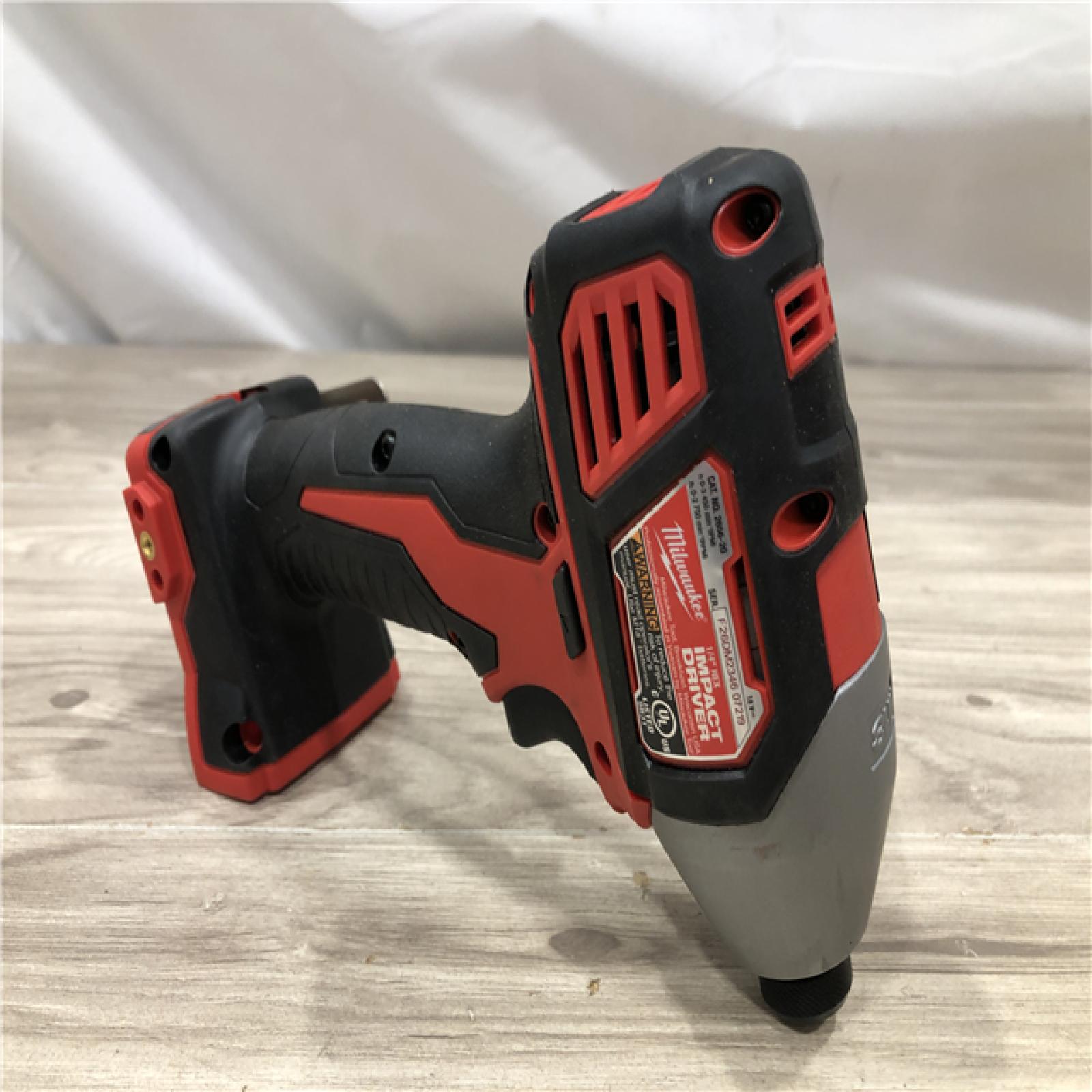 AS-IS Milwaukee M12 FUEL Cordless 2-Tool Combo Kit 3497-22