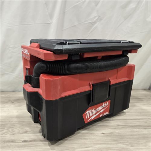 AS-IS MILWAUKEE M18 FUEL PACKOUT 18V Cordless 2.5 Gal. Wet/Dry Vacuum (Vacuum-Only)