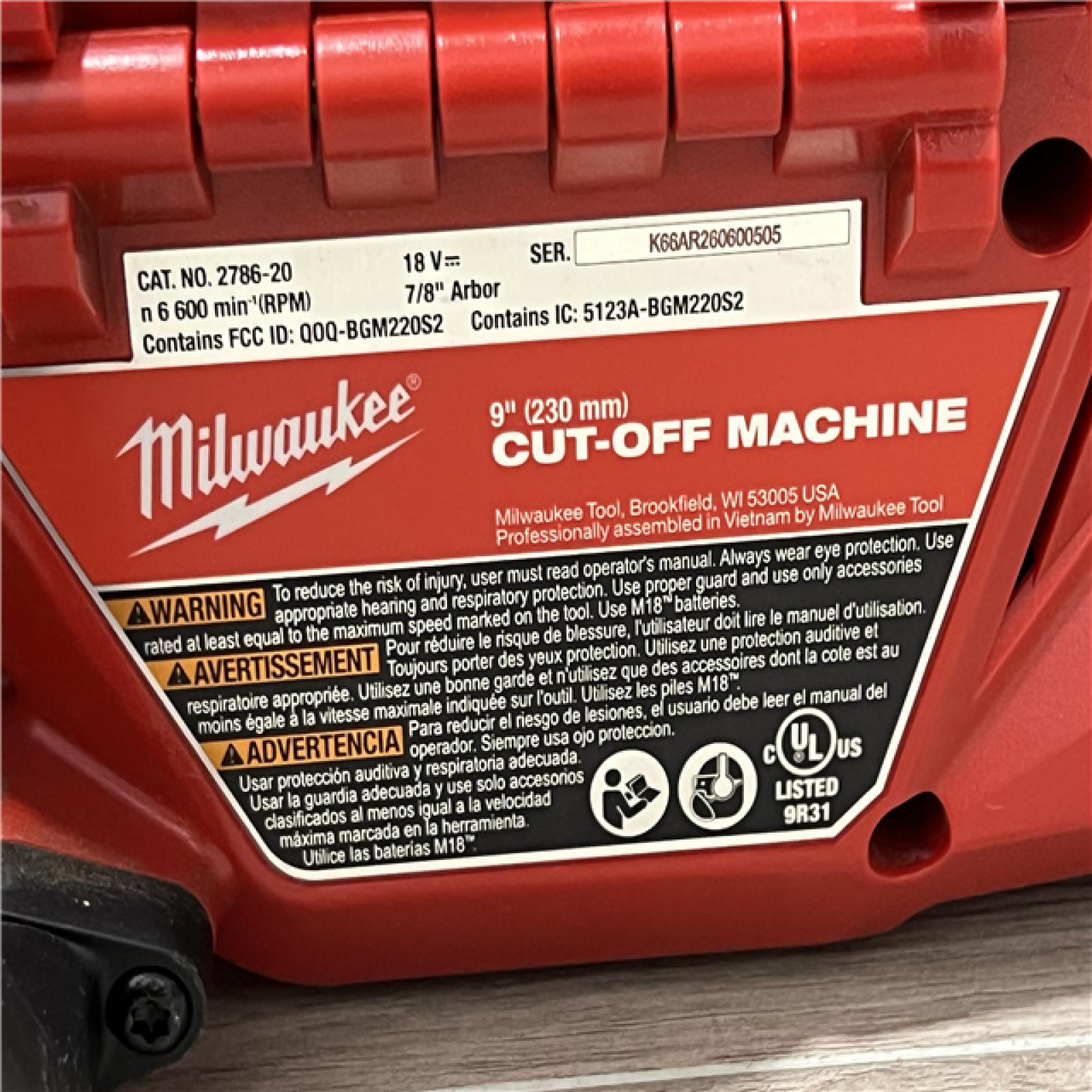 AS-IS Milwaukee 2786-20 M18 FUEL Lithium-Ion 9 in. Cut-Off Saw W/ ONE-KEY (Tool Only)