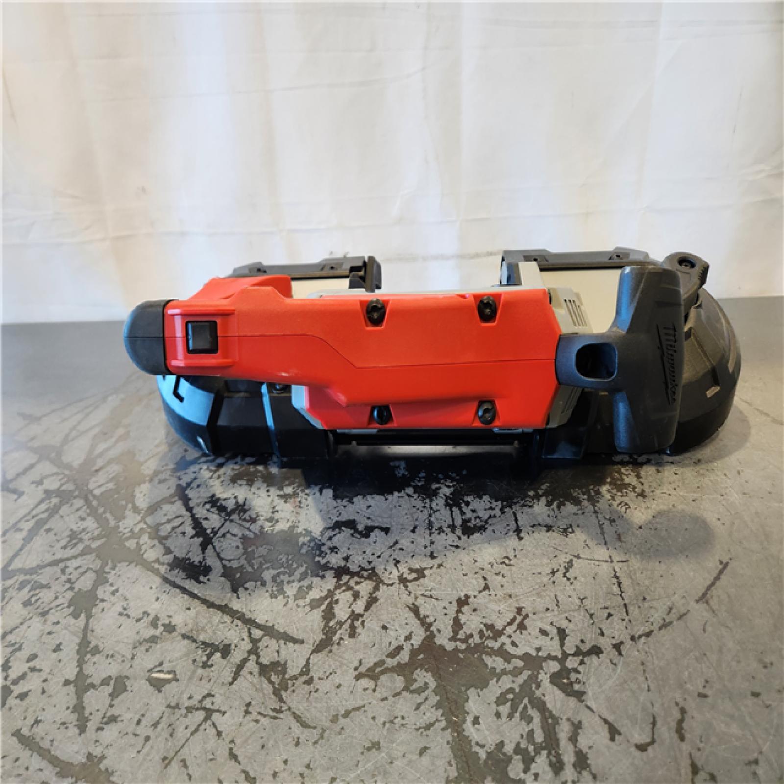 AS-IS- Milwaukee 120V 11.0A Corded Variable Speed Band Saw