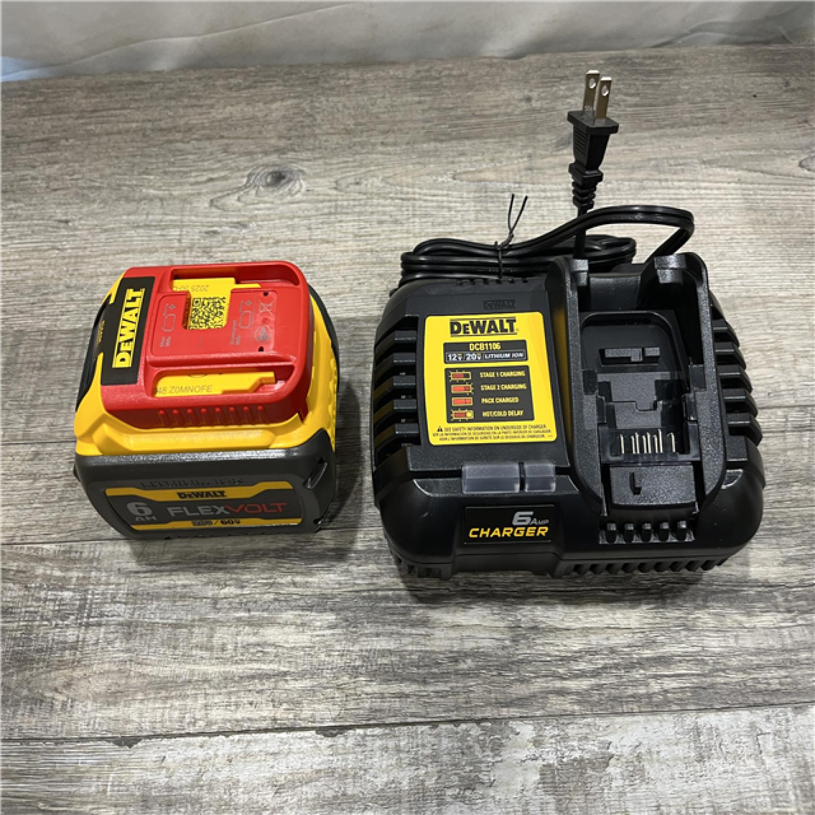 AS-IS DEWALT FLEXVOLT 20V/60V MAX Lithium-Ion 6.0Ah Battery Pack Kit