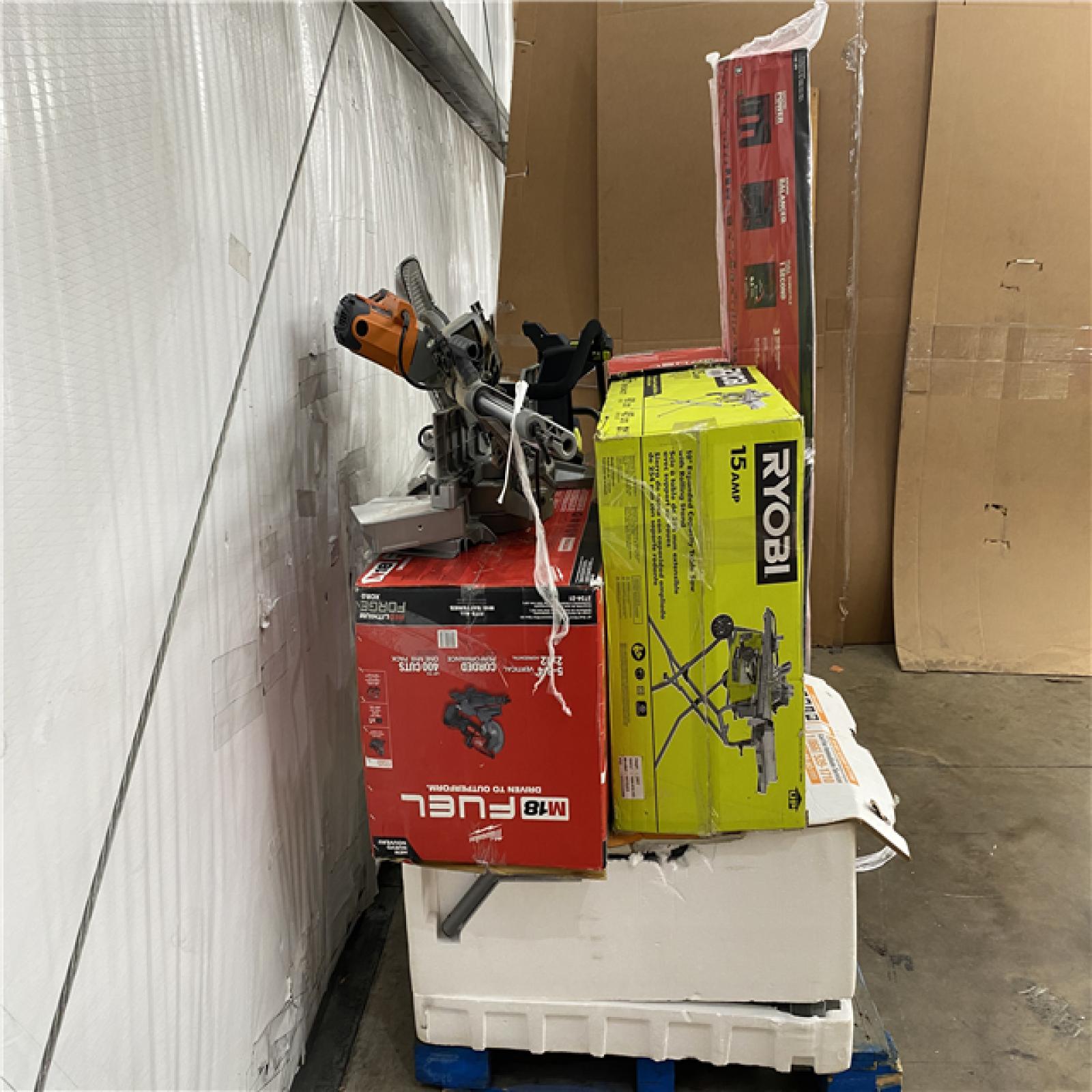 Houston Location AS IS - Tool Pallet