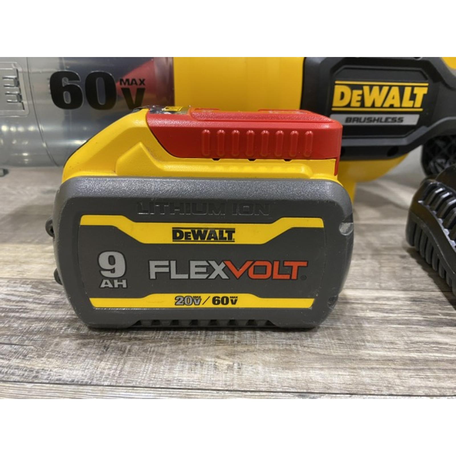AS-IS DEWALT FLEXVOLT 60V MAX 125 MPH 600 CFM Brushless Cordless Battery Powered Blower Kit
