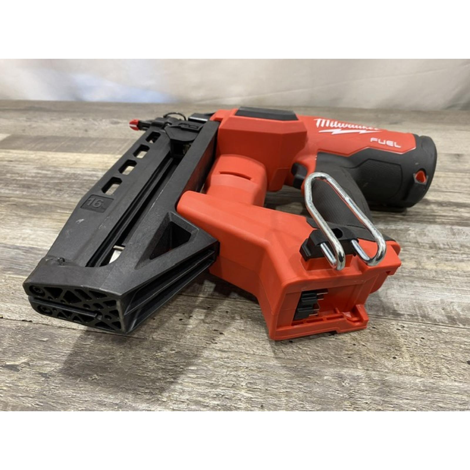 AS-IS Milwaukee FUEL 18-Volt Lithium-Ion Brushless Cordless Gen ll 16-Gauge Straight Finish Nailer (Tool Only)