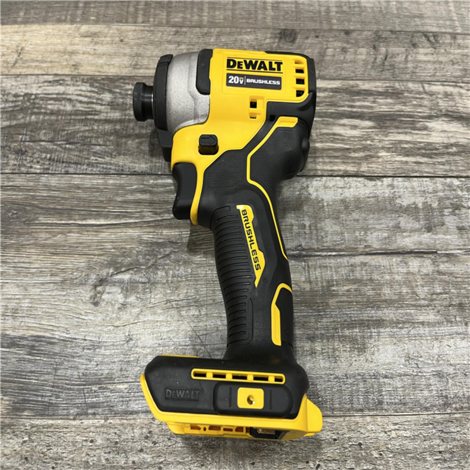 AS-IS DEWALT Atomic 20V Max Lithium-Ion Brushless Cordless Compact 1/4 in. Impact Driver Kit