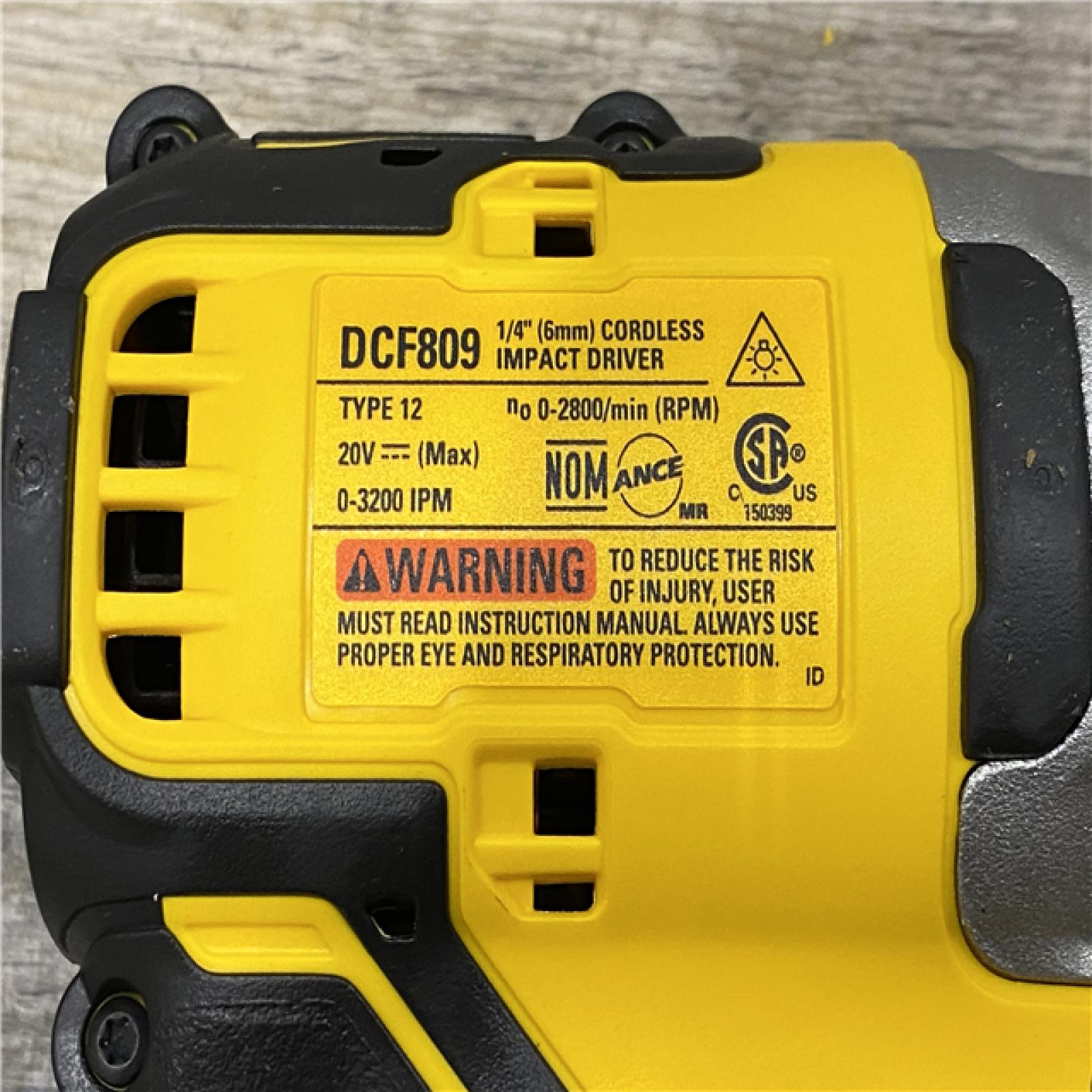 AS-IS DEWALT Atomic 20V Max Lithium-Ion Brushless Cordless Compact 1/4 in. Impact Driver Kit