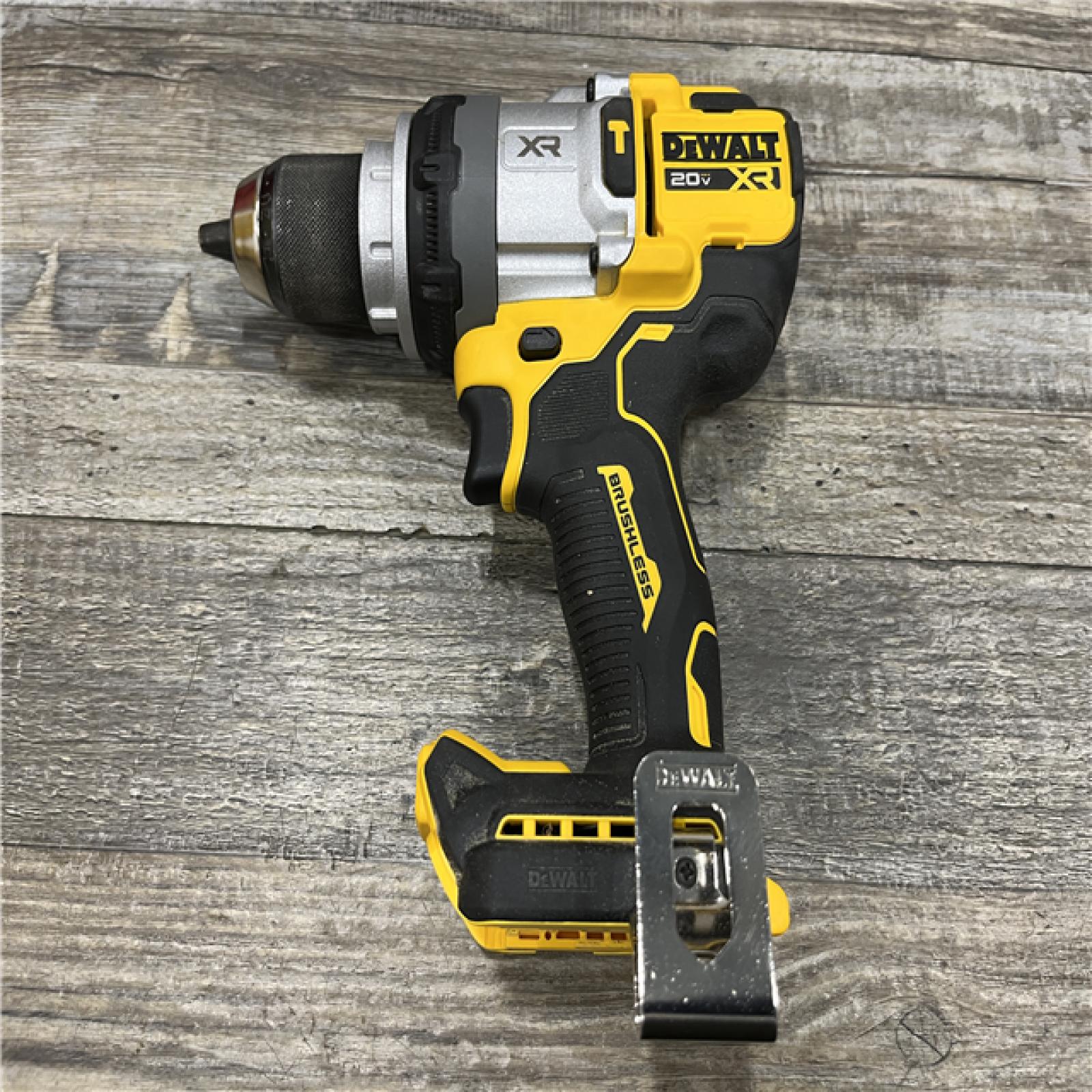 AS-IS DEWALT 20V XR Lithium-Ion Cordless Hammer Drill Kit