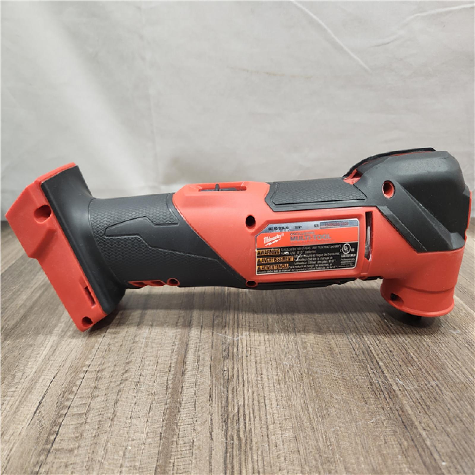 AS-IS- Milwaukee 18V Cordless Brushless Oscillating Multi-Tool (Tool Only)