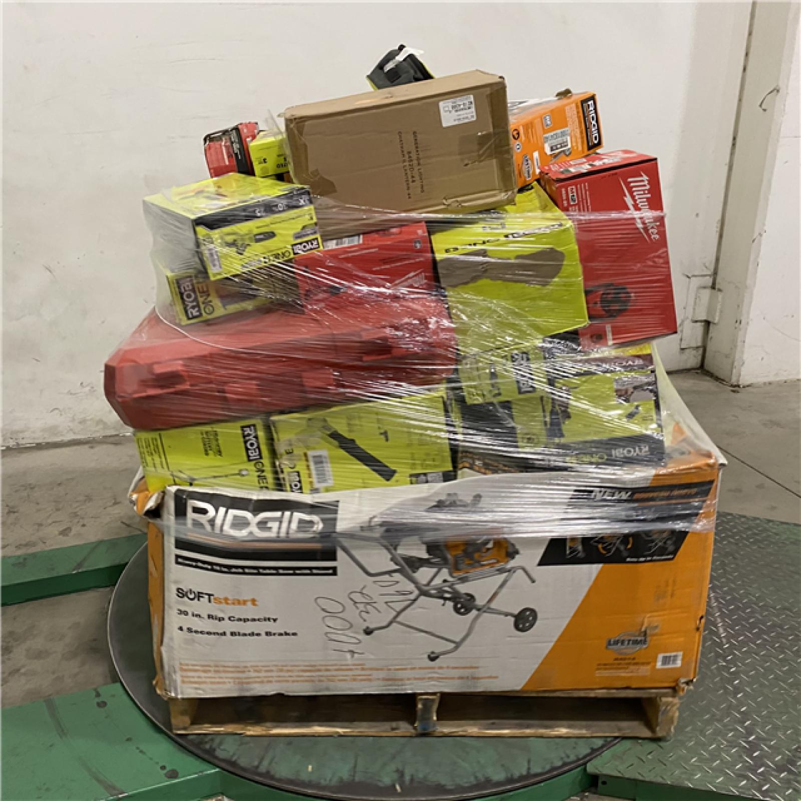 Dallas Location - As-Is Tool Pallet