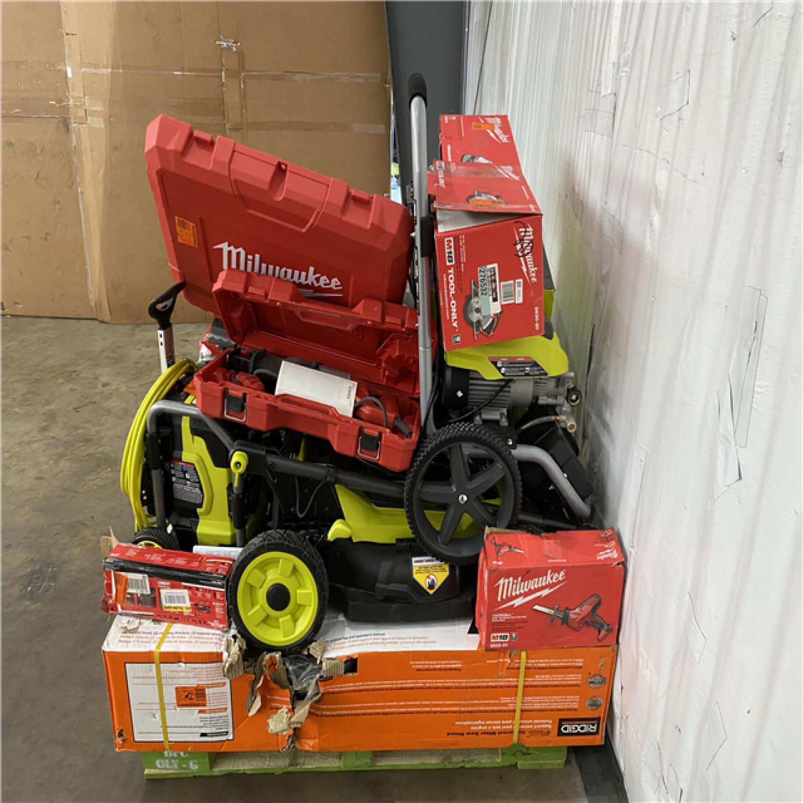 Houston Location AS IS - Tool Pallet