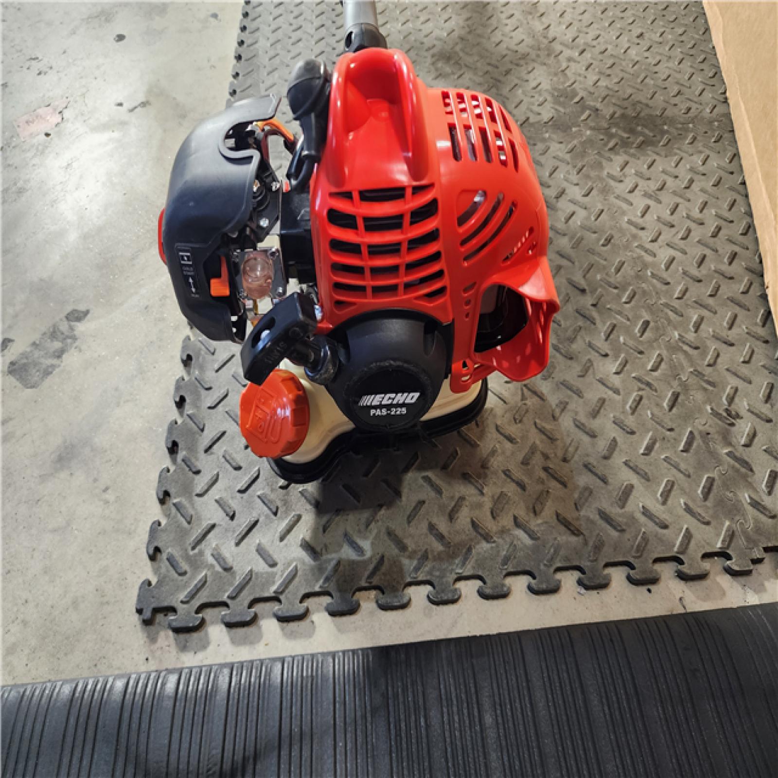 HOUSTON LOCATION - AS-IS ECHO 21.2 Cc Gas 2-Stroke Attachment Capable Power Head for Use with Pro Attachment Series