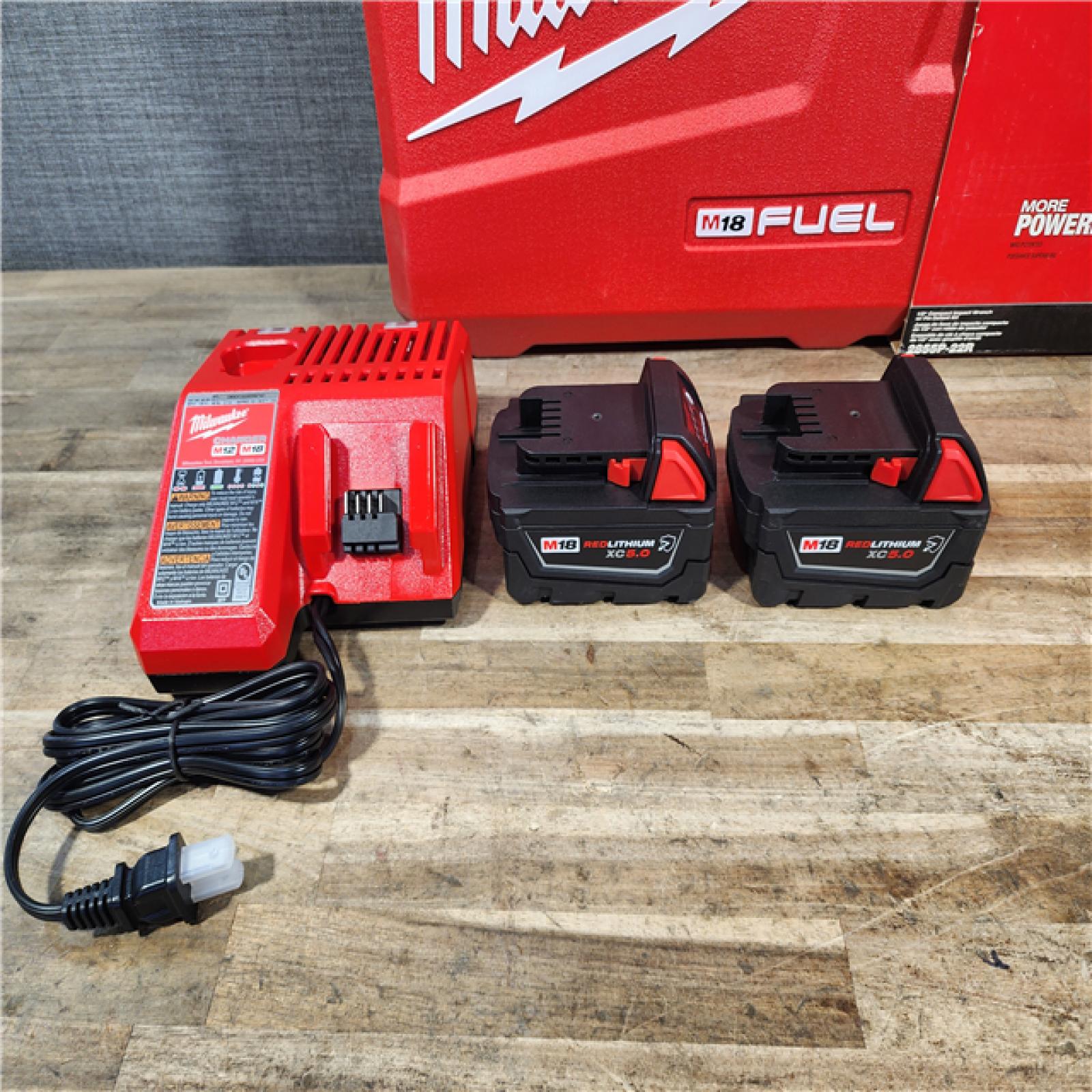 HOUSTON LOCATION - AS-IS (APPEARS LIKE NEW) MILWAUKEE 2855-22R 0.5 in. 18V Brushless Compact Impact Wrench with Friction Ring Kit