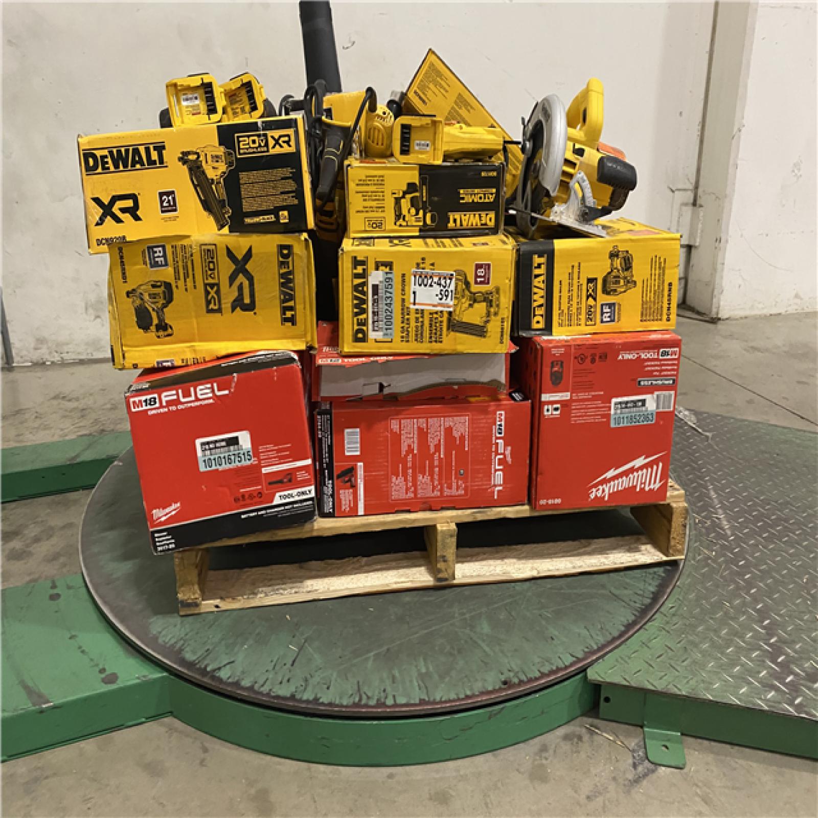 Dallas Location - As-Is Tool Pallet