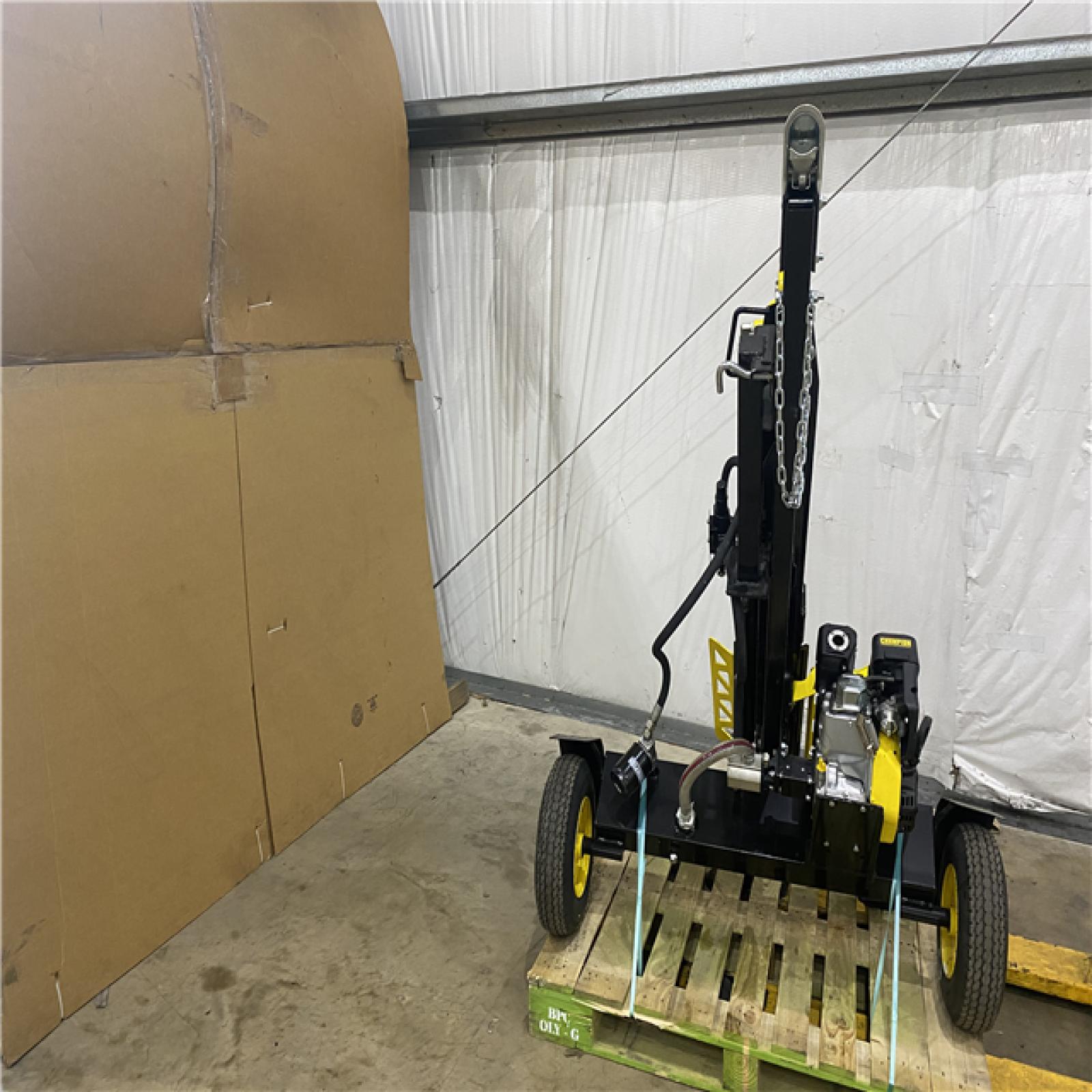 Houston Location AS IS - Champion 27 Ton Log Splitter