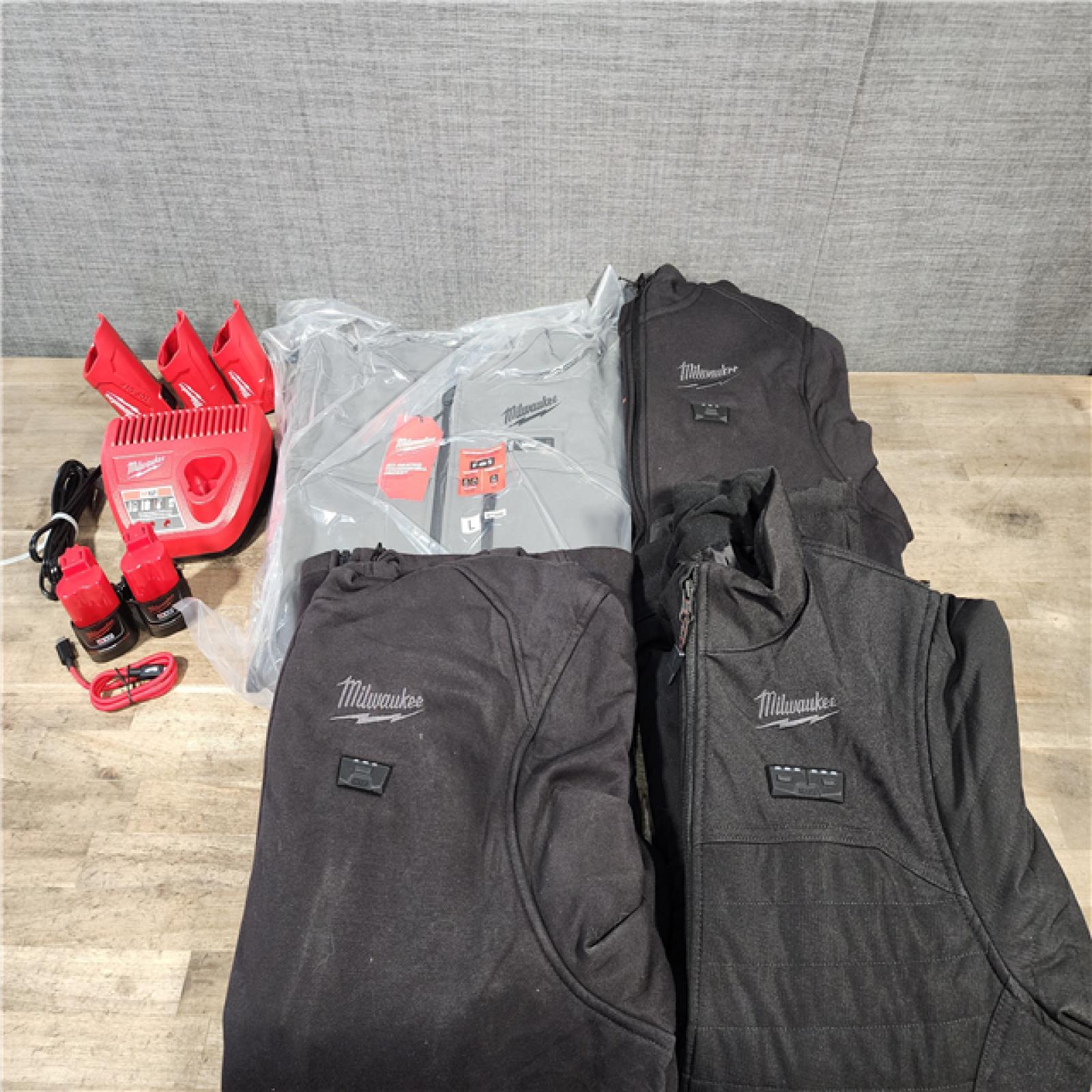 HOUSTON LOCATION - AS-IS MILWAUKEE 4 HEATED CLOTHING COMBO KIT