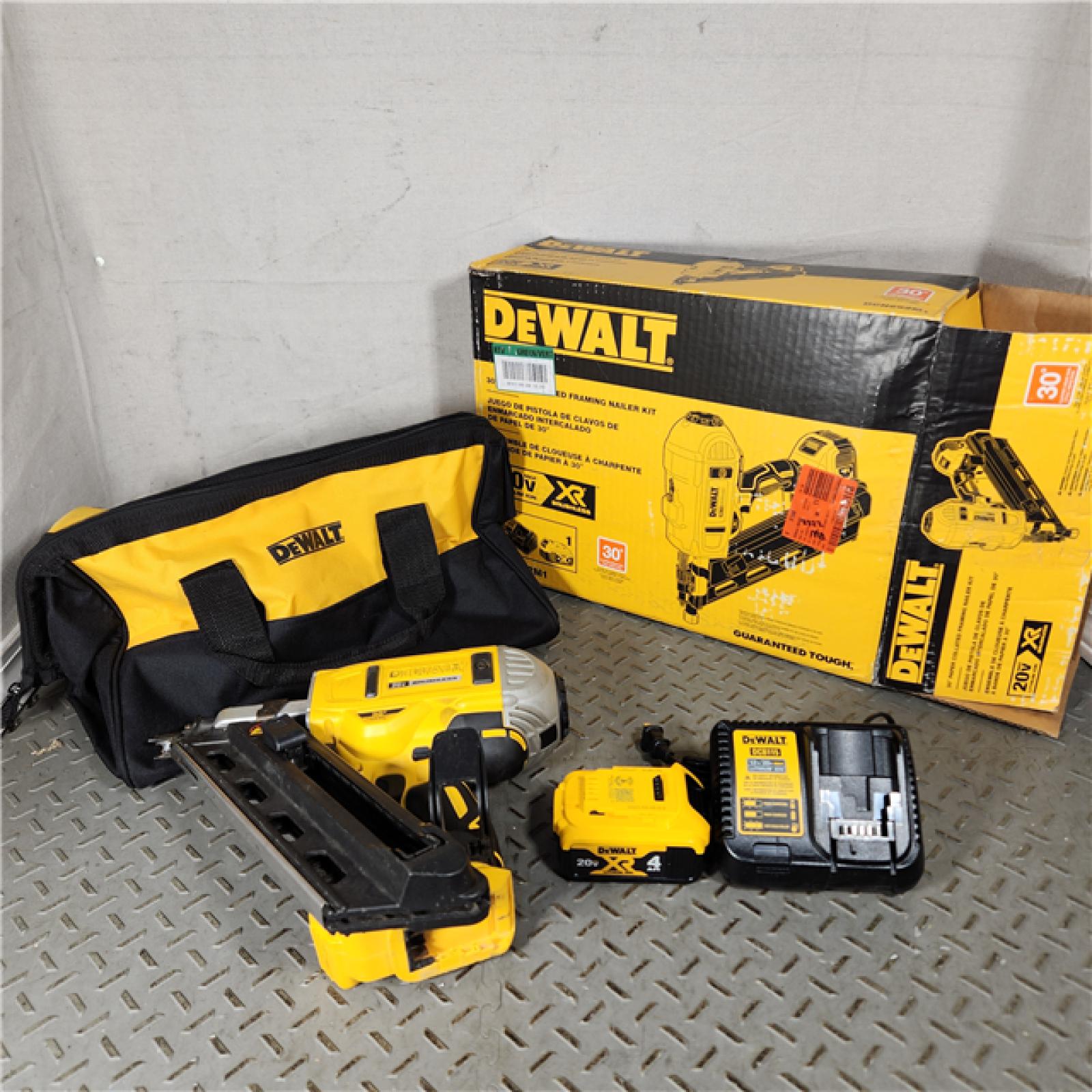 Houston Location - AS-IS Dewalt - DCN692M1 - Cordless Framing Nailer, Voltage 20.0 Li-Ion, Battery Included, Fastener Range 2 to 3-1/2 - Appears IN GOOD  Condition