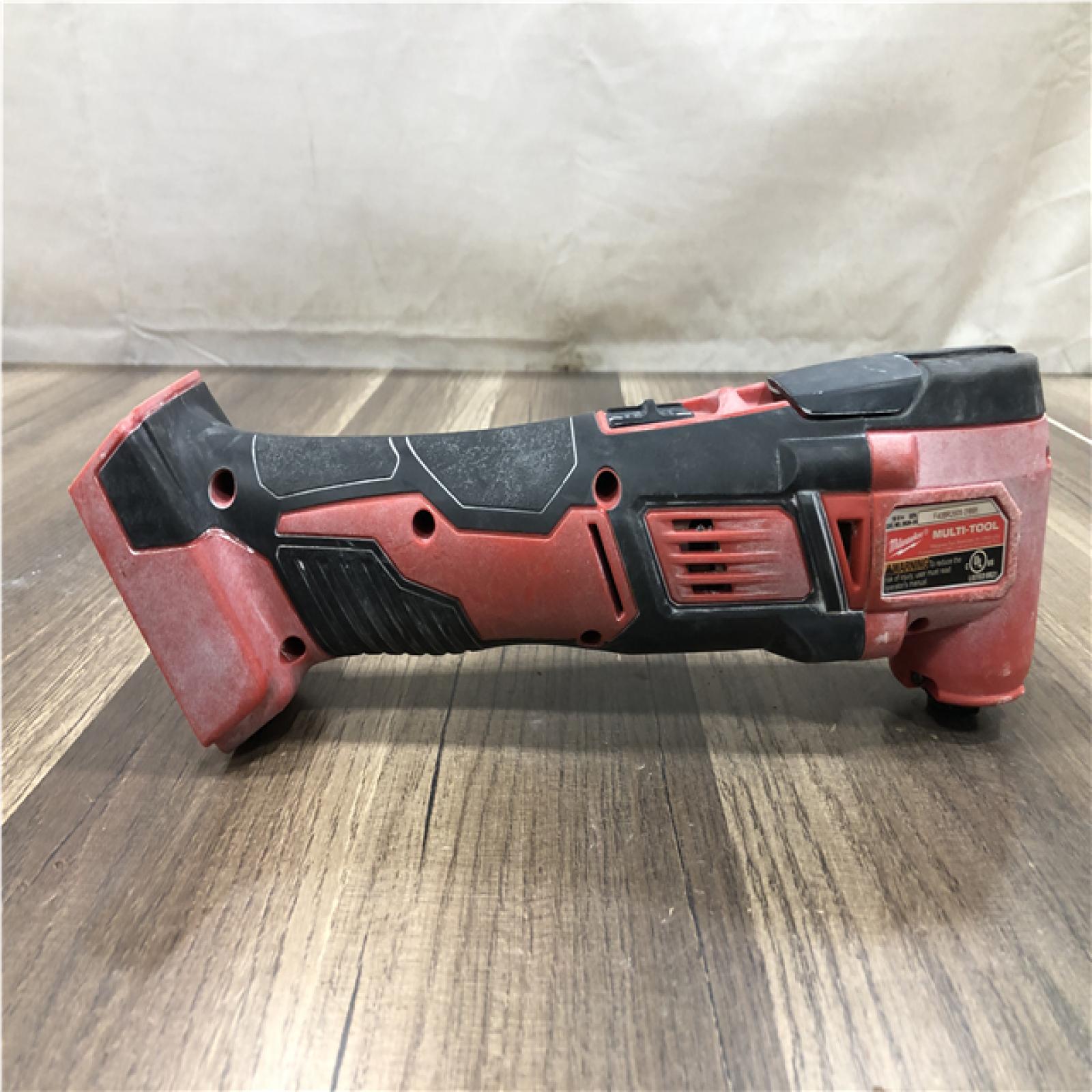 AS-IS Milwaukee 18V Lithium-Ion Cordless Oscillating Multi-Tool (Tool-Only)