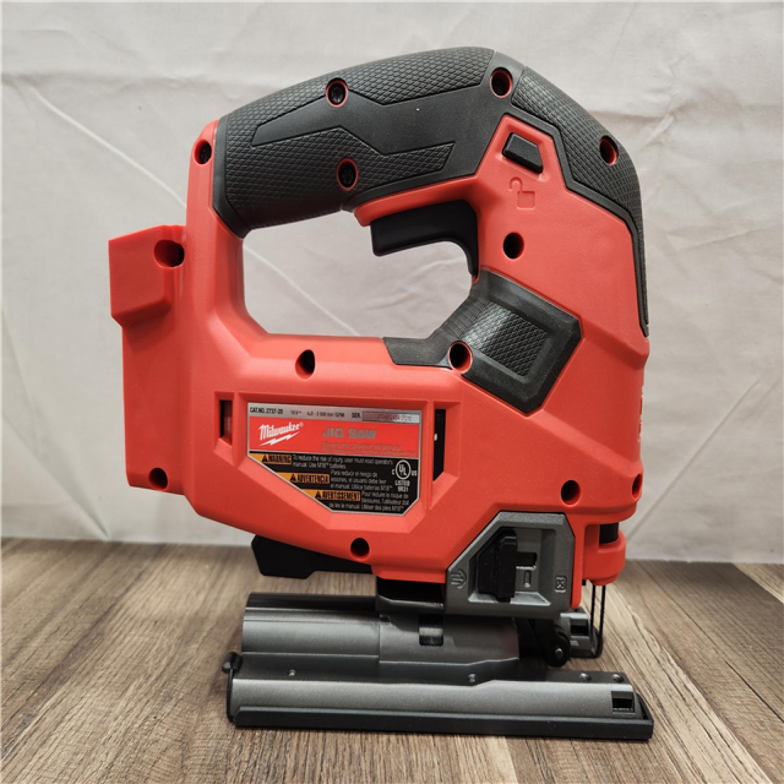 AS-IS- Milwaukee M18 FUEL 18V Lithium-Ion Brushless Cordless Jig Saw (Tool-Only)