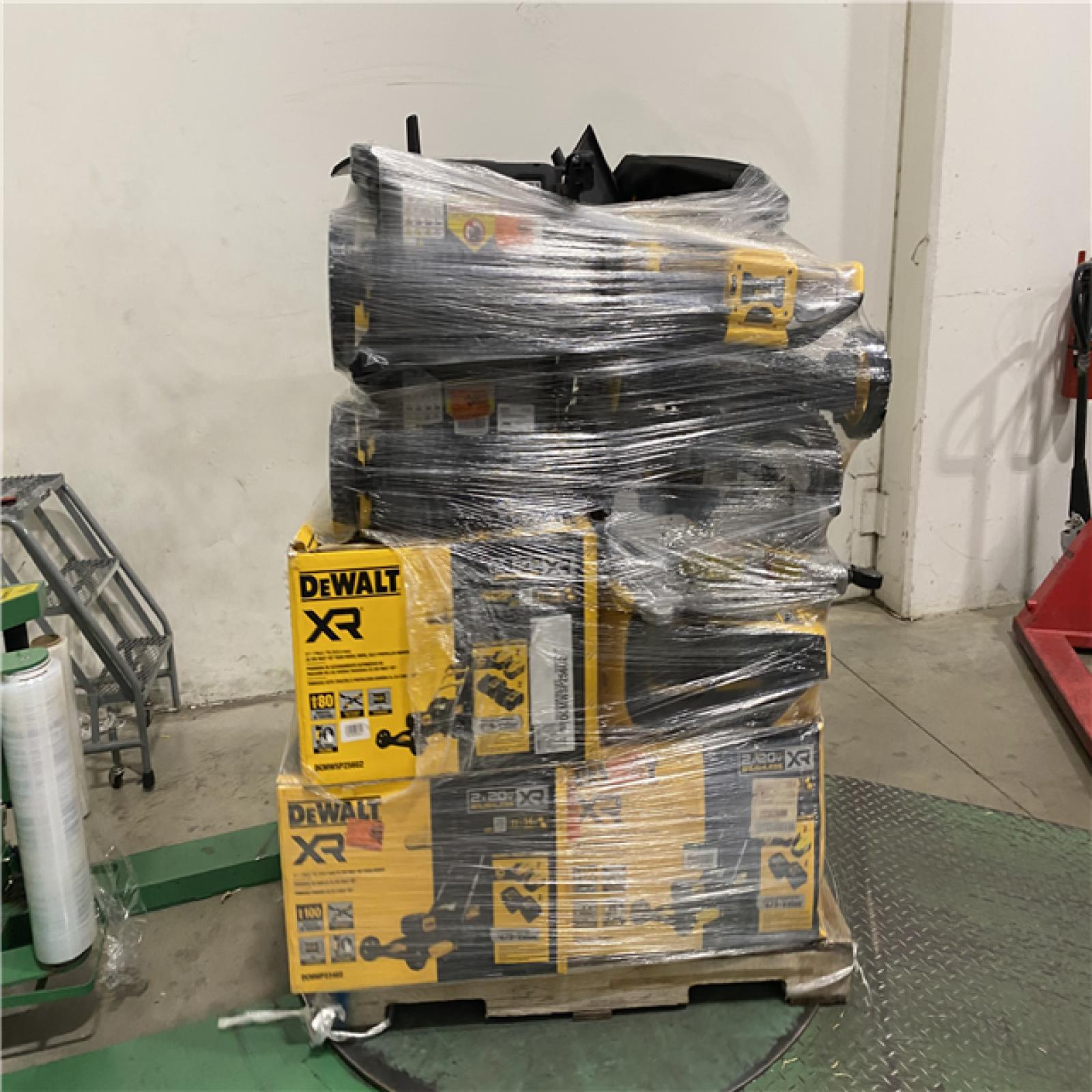 Dallas Location - As-Is DEWALT Tool Pallet