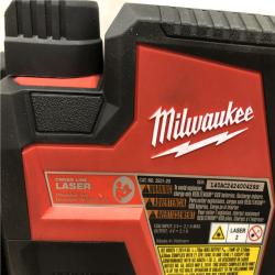 AS-IS Milwaukee 100 ft. REDLITHIUM Lithium-Ion USB Green Rechargeable Cross Line Laser Level with Charger