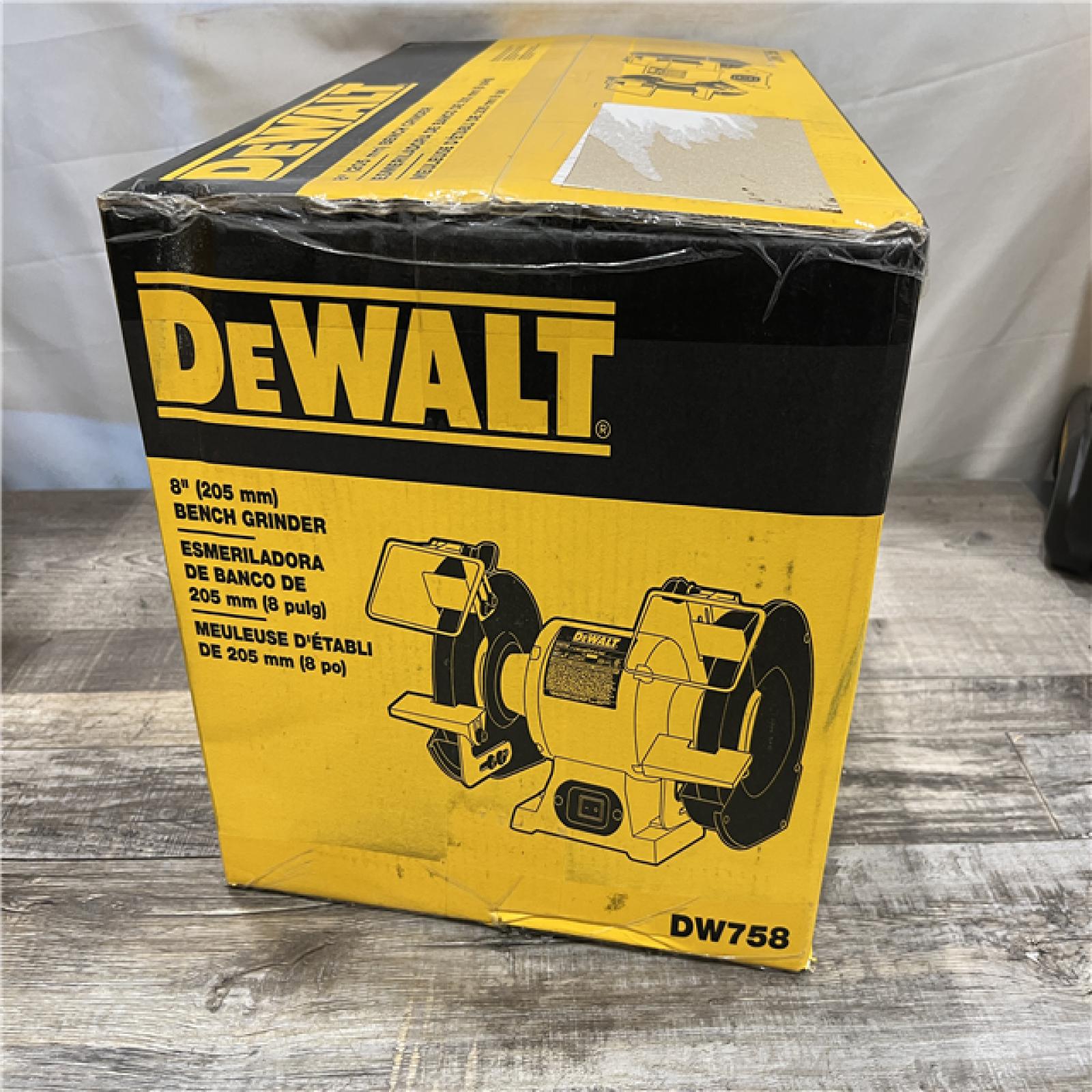 NEW - DEWALT 8 in. 205 mm Bench Grinder