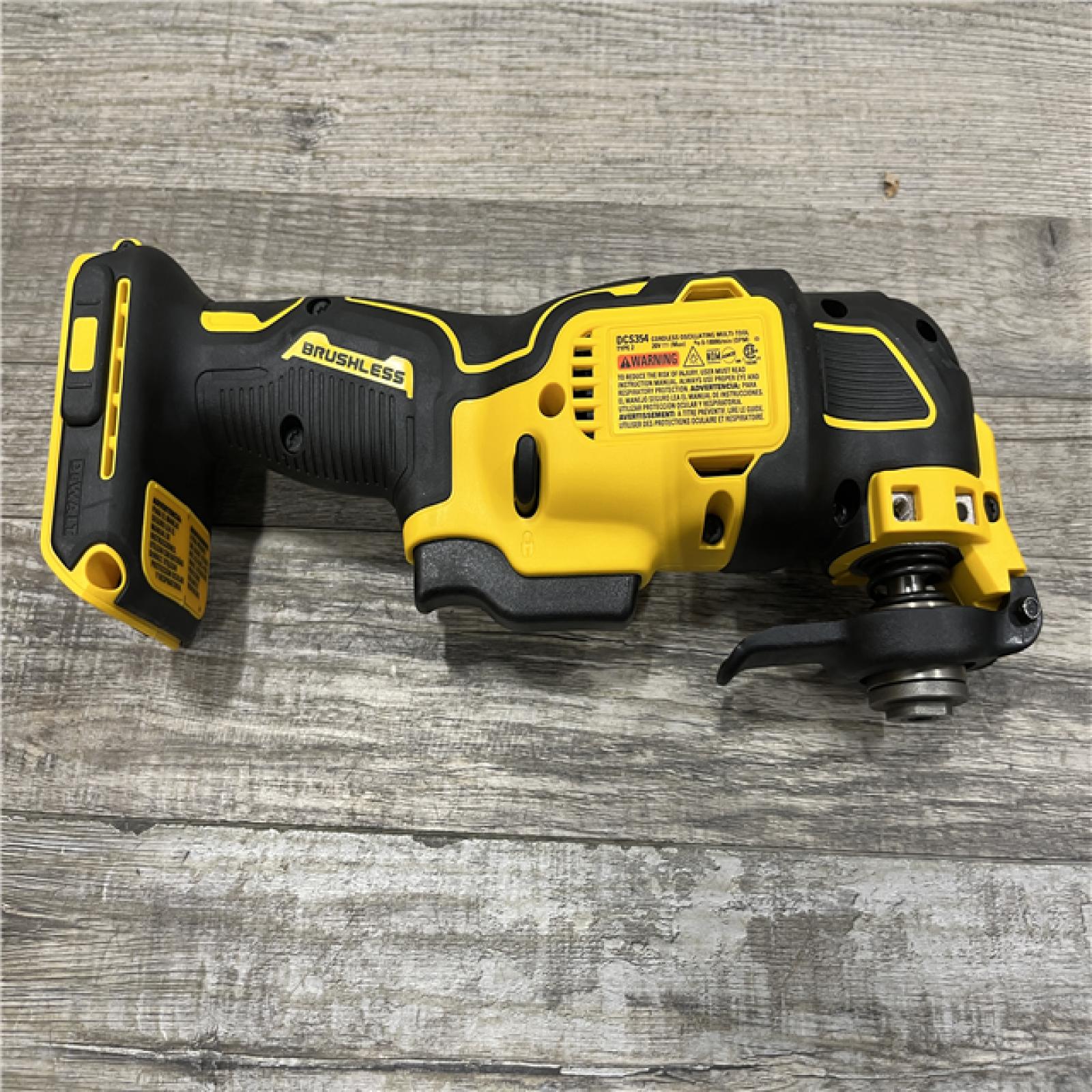AS-IS DEWALT ATOMIC 20V MAX Cordless Brushless Oscillating Multi Tool (Tool Only)