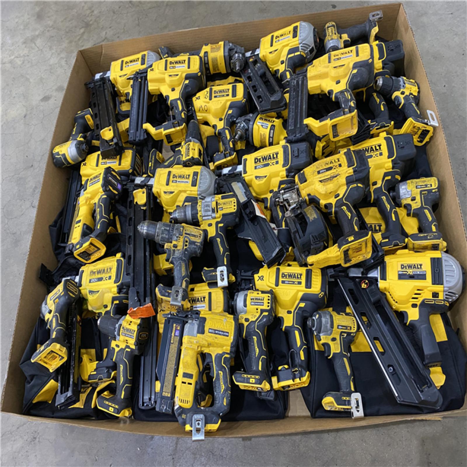 Houston Location AS IS - Tool Pallet